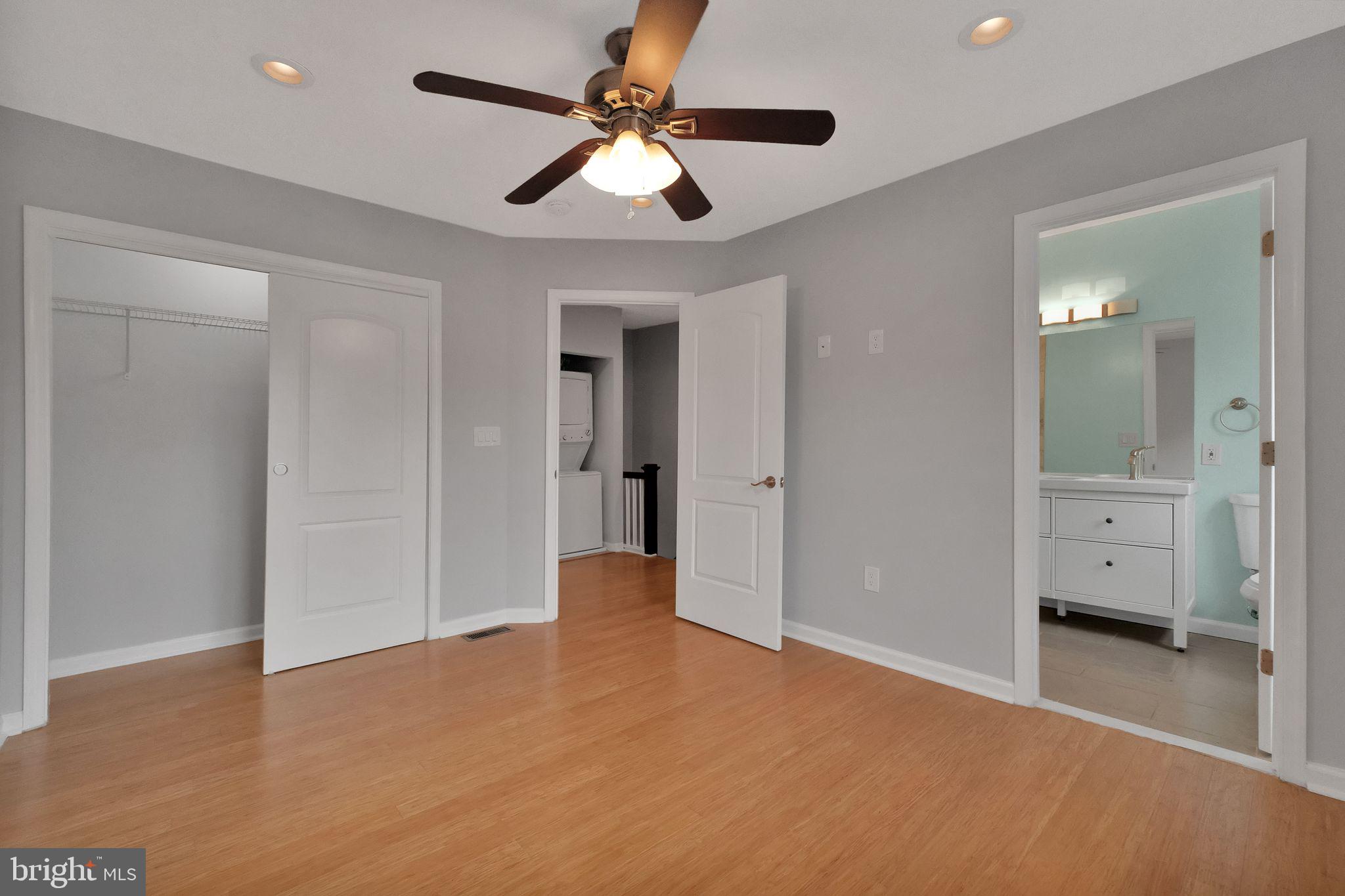 HIGHLANDTOWN - Residential