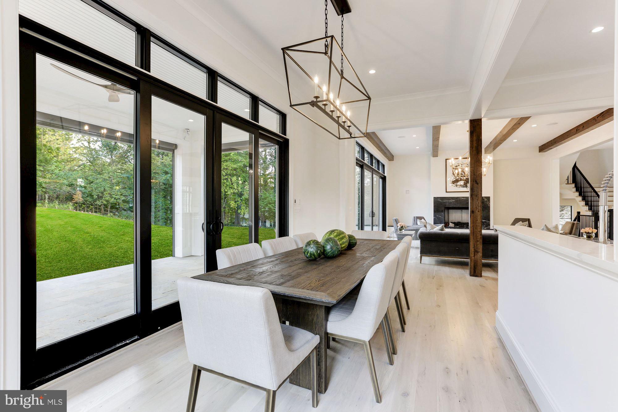 SALONA VILLAGE - Residential