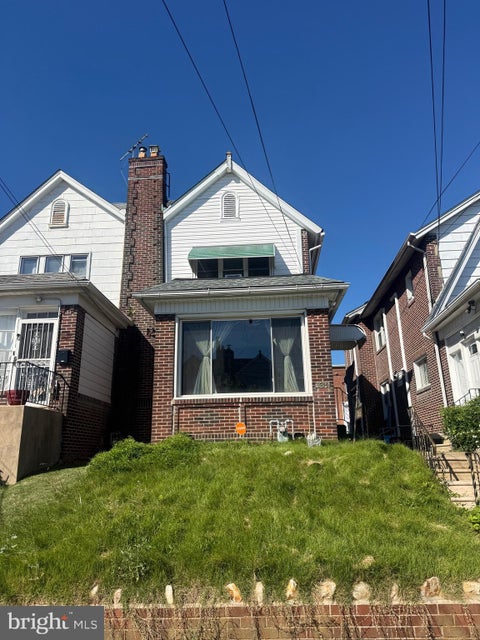Townhouse For Sale - 1056 Serrill Avenue<br/> LANSDOWNE, PA 19050