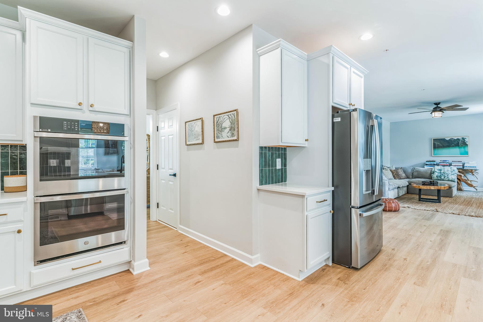 SWAN POINT - Residential