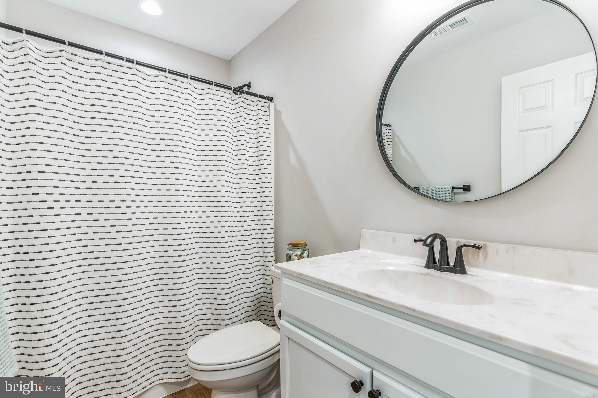 SWAN POINT - Residential