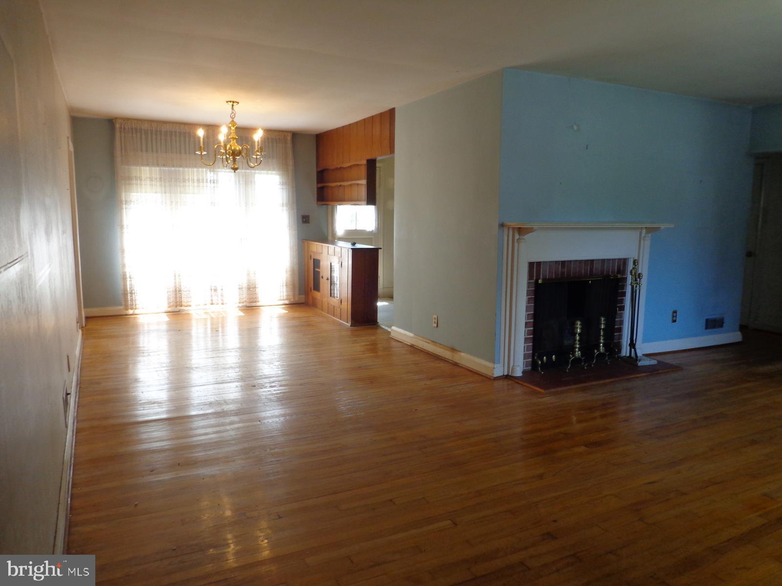 CHARLES TERRACE - Residential