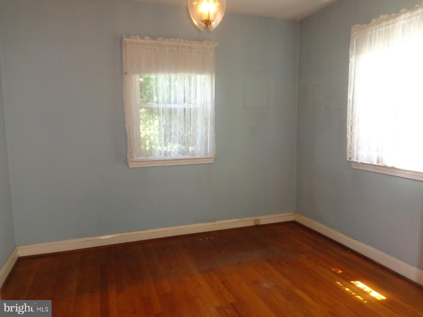 CHARLES TERRACE - Residential