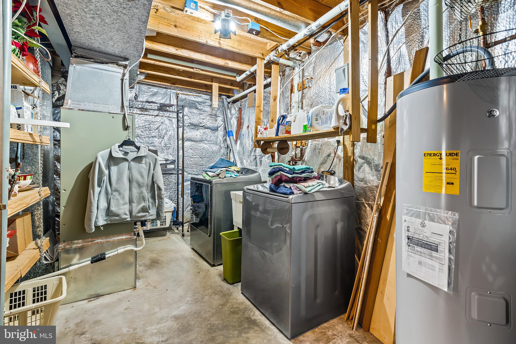 GUNNERS LAKE VILLAGE - Residential