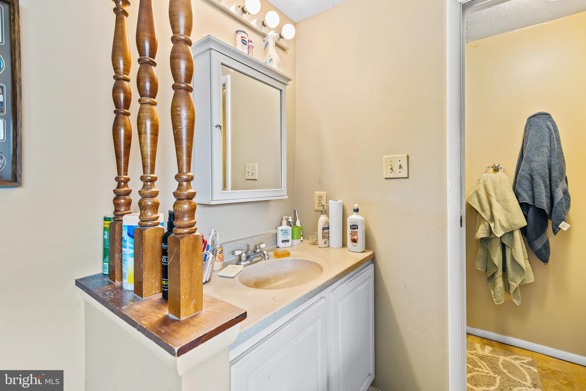 GUNNERS LAKE VILLAGE - Residential