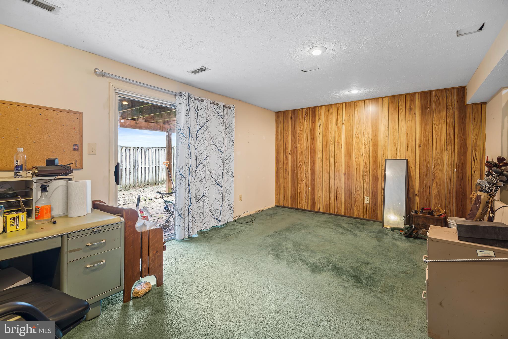 GUNNERS LAKE VILLAGE - Residential