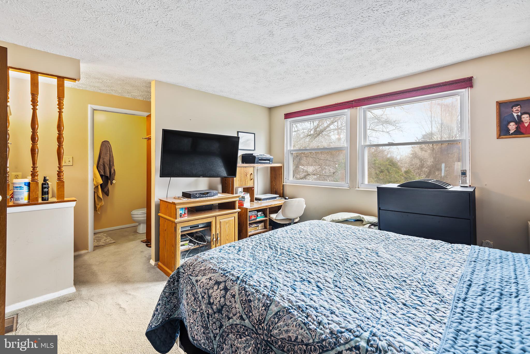 GUNNERS LAKE VILLAGE - Residential