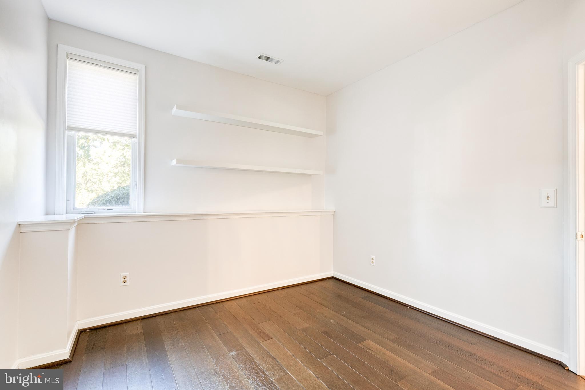 FAIRWAYS BAY HILLS CONDOMINIUMS - Residential Lease