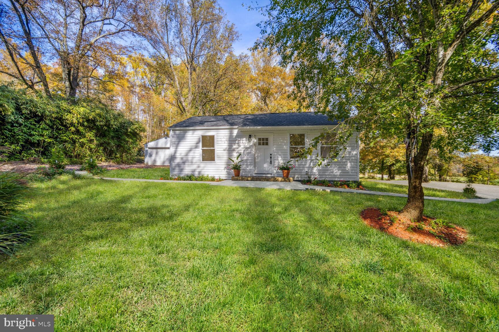 FOREST HILLS - Residential