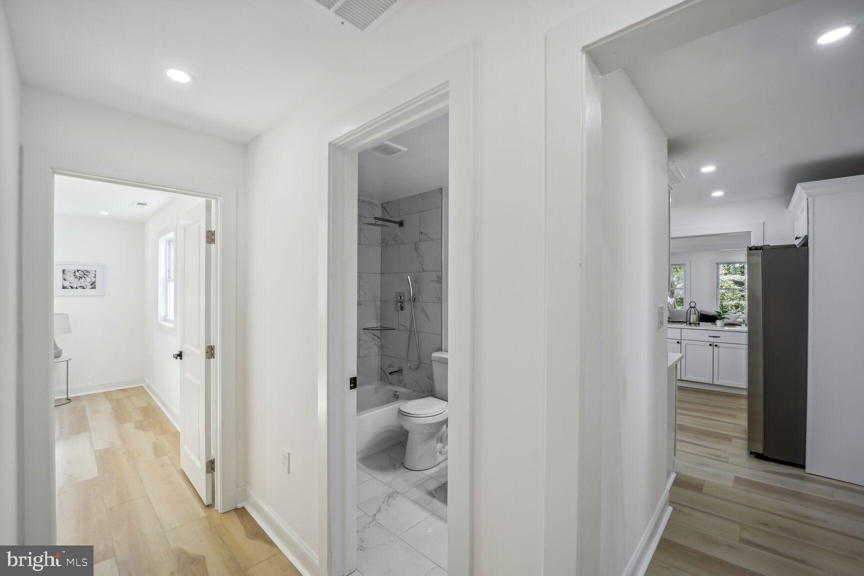 FOREST HILLS - Residential