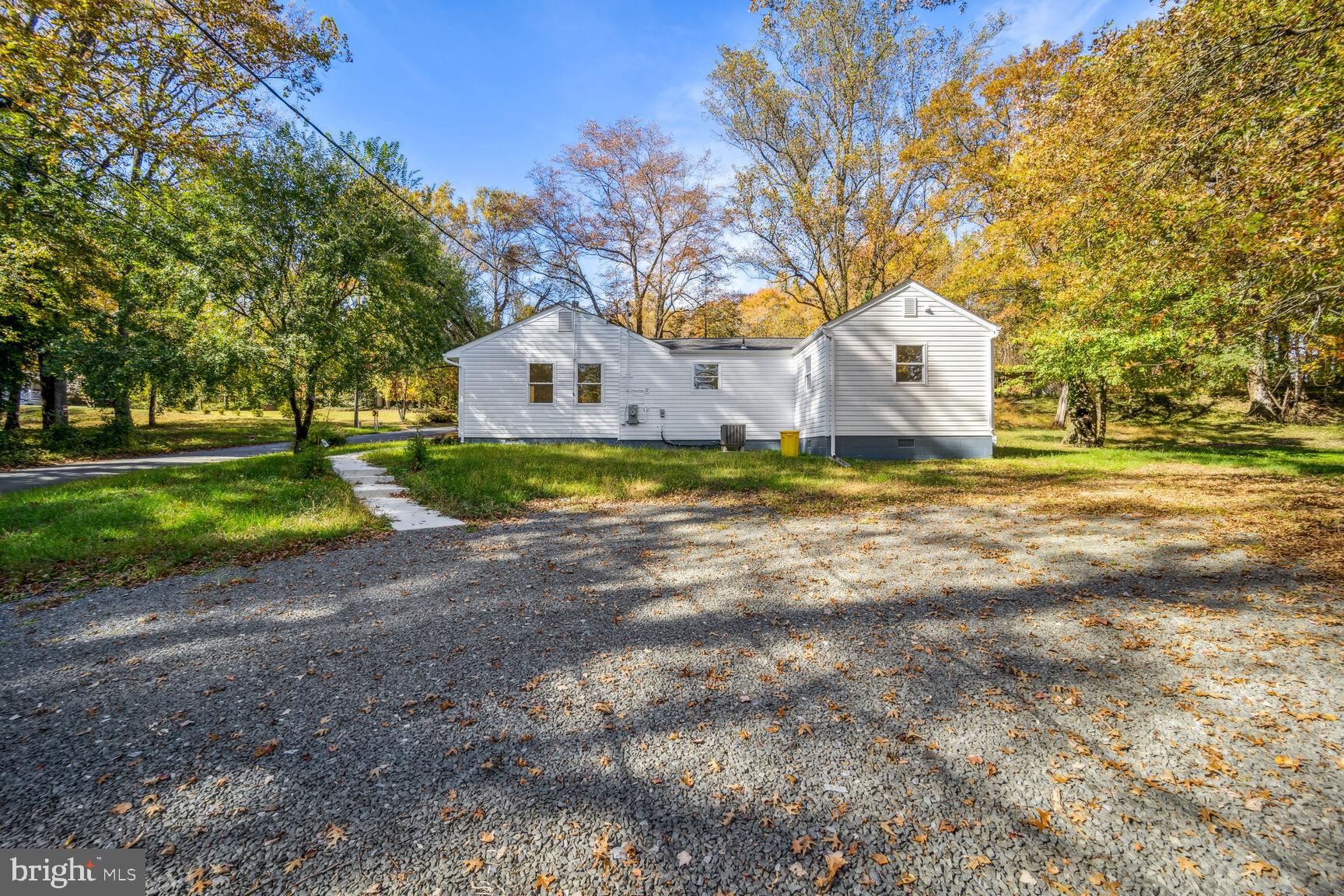 FOREST HILLS - Residential