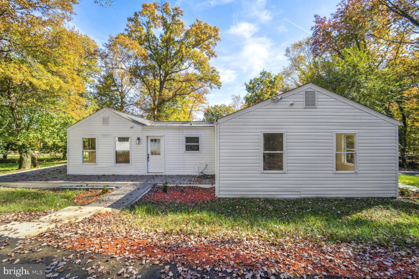 FOREST HILLS - Residential