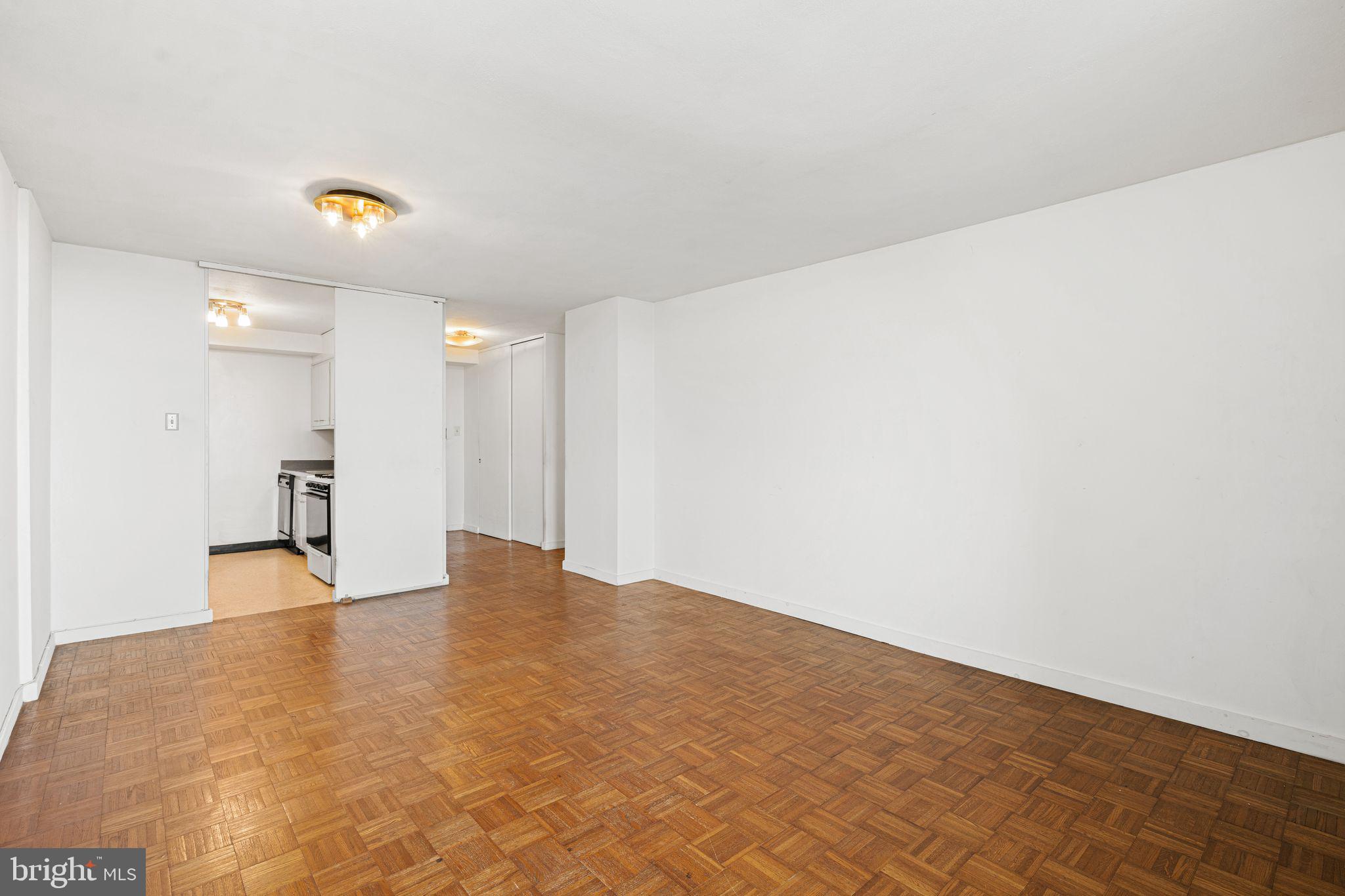 604 S WASHINGTON SQUARE 36 1111