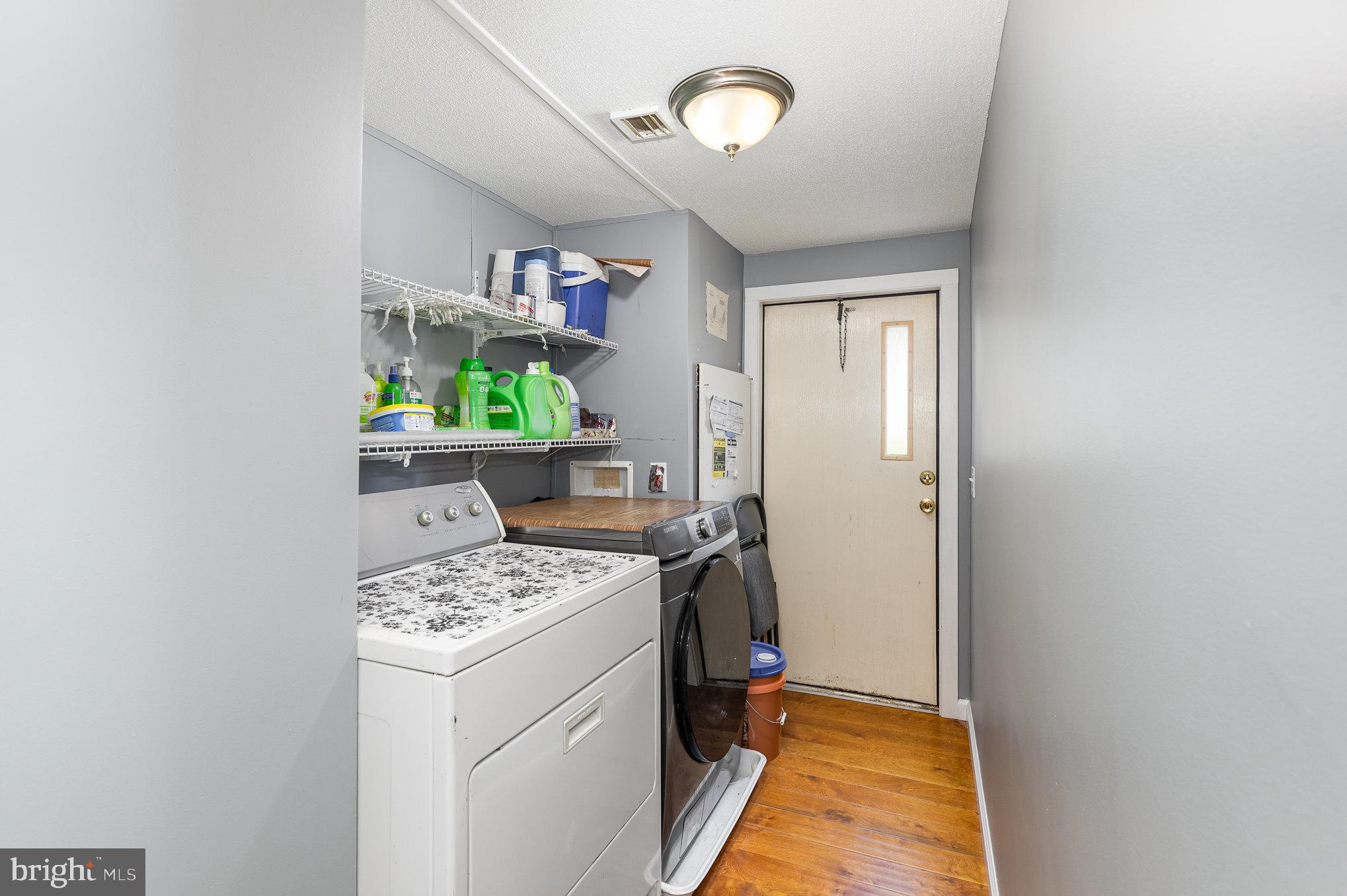 FOXWOOD VILLAGE - Residential