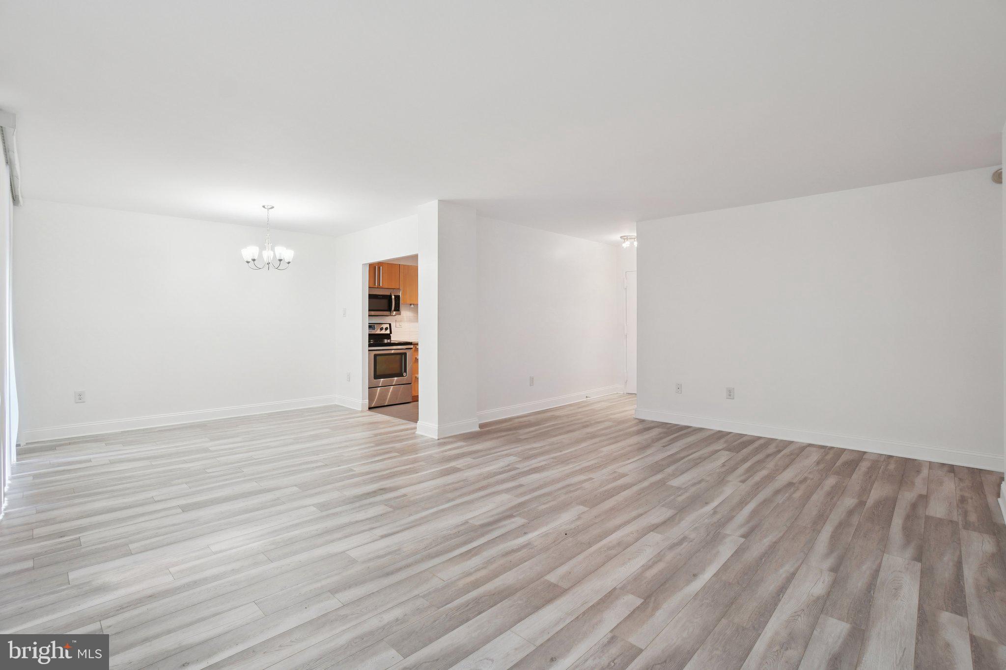 HUNTING CREEK CLUB CONDOMINIUMS - Residential Lease