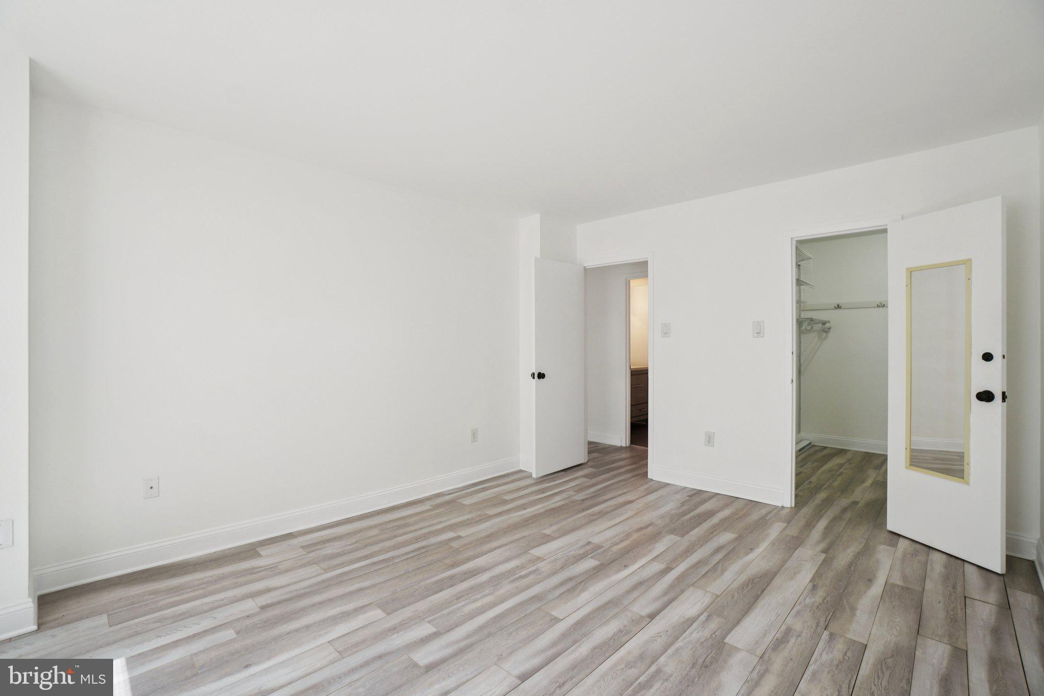 HUNTING CREEK CLUB CONDOMINIUMS - Residential Lease