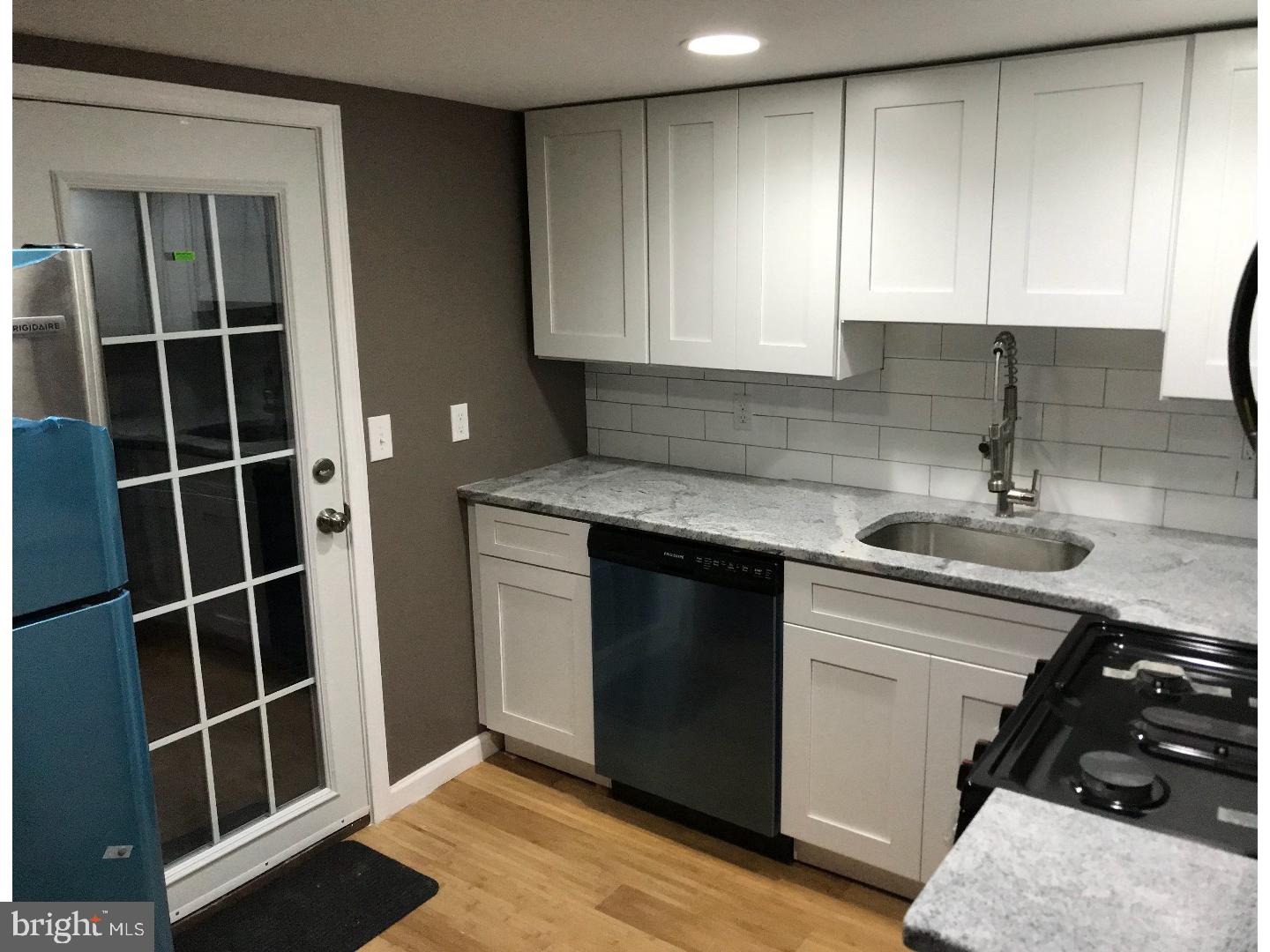 PORT RICHMOND - Residential