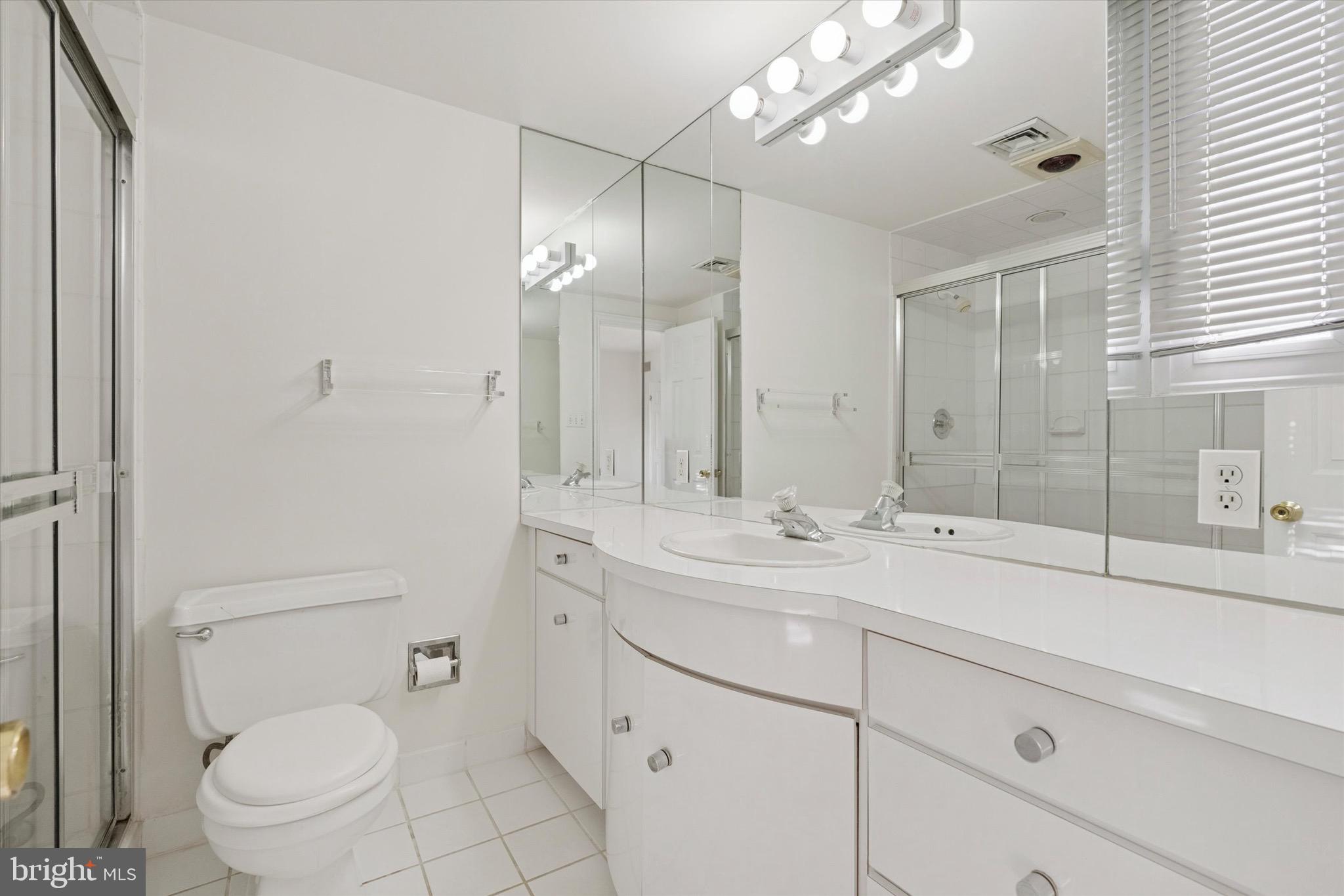 CHURCHILL COURT - Residential