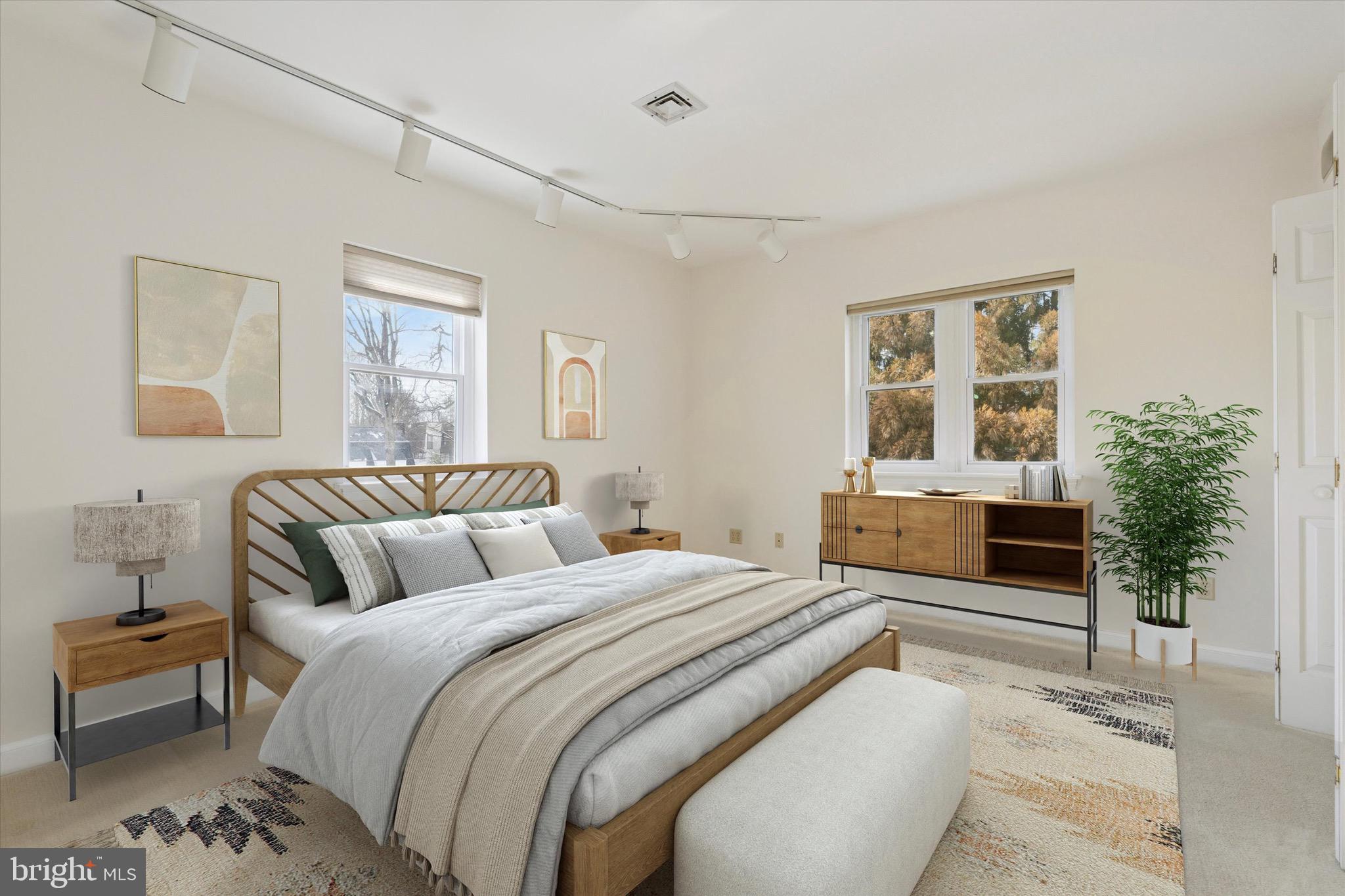 CHURCHILL COURT - Residential