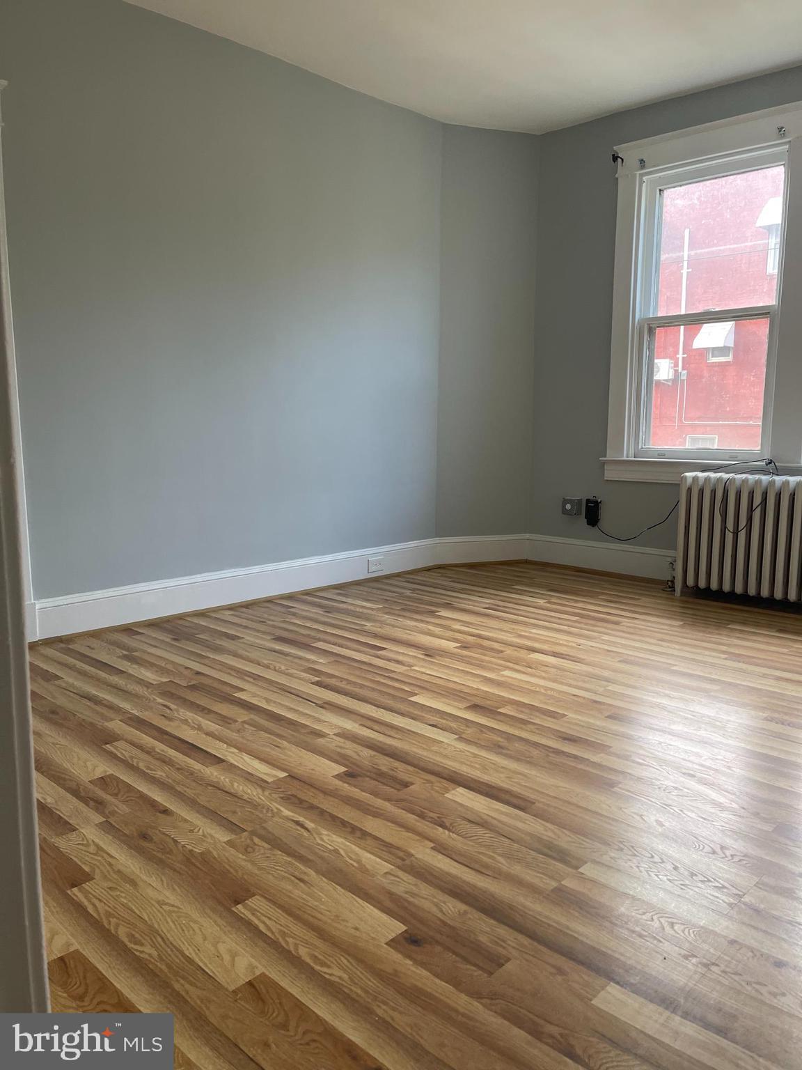 PARADISE - Residential Lease