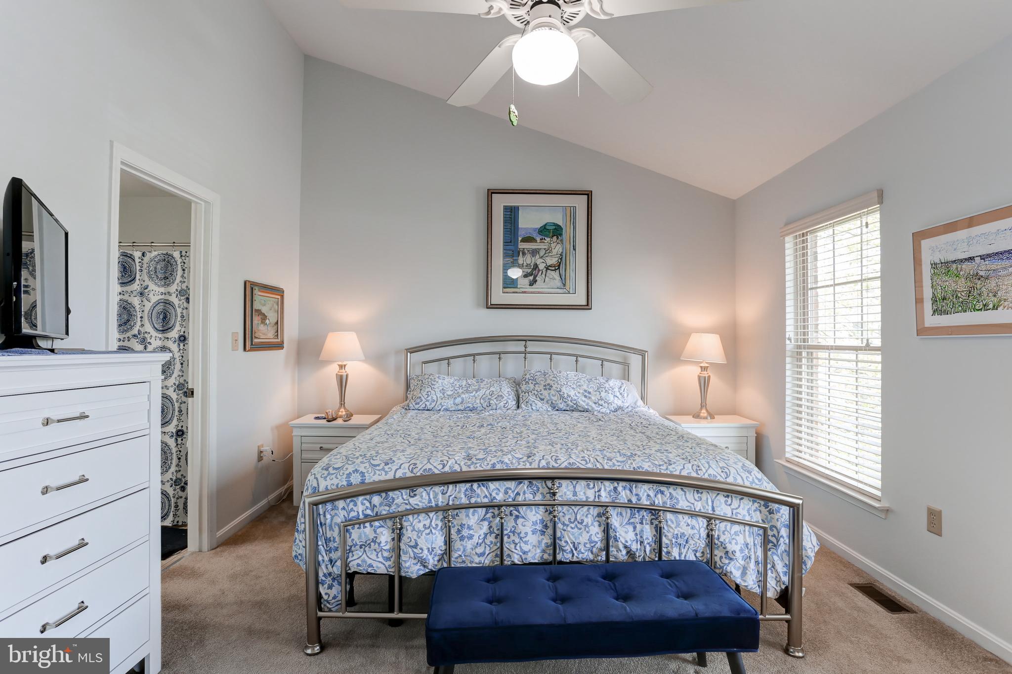 MELBOURNE PLACE - Residential