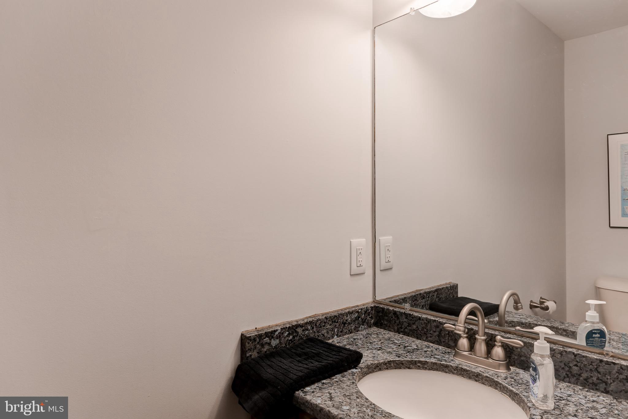 MELBOURNE PLACE - Residential