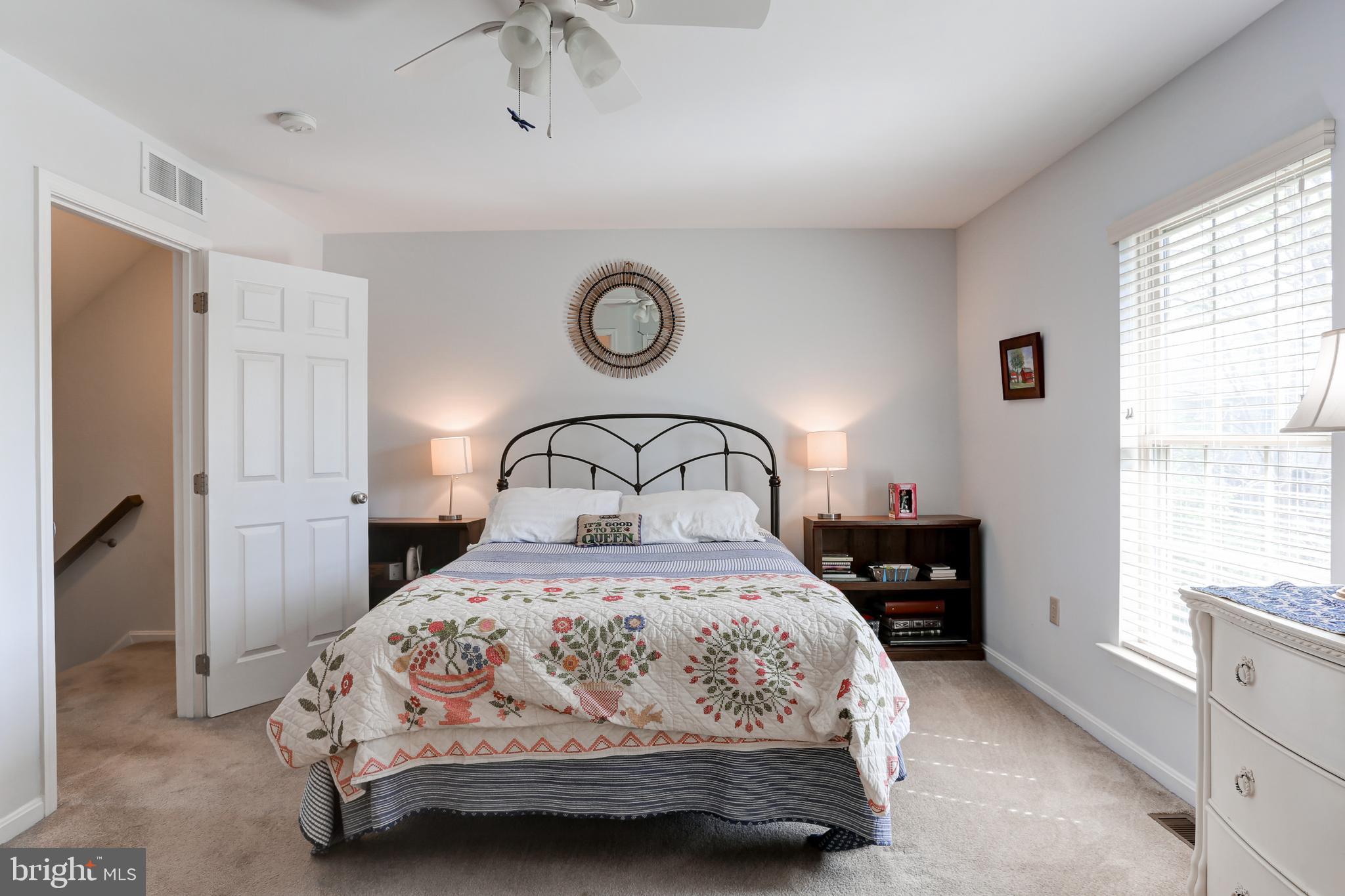 MELBOURNE PLACE - Residential