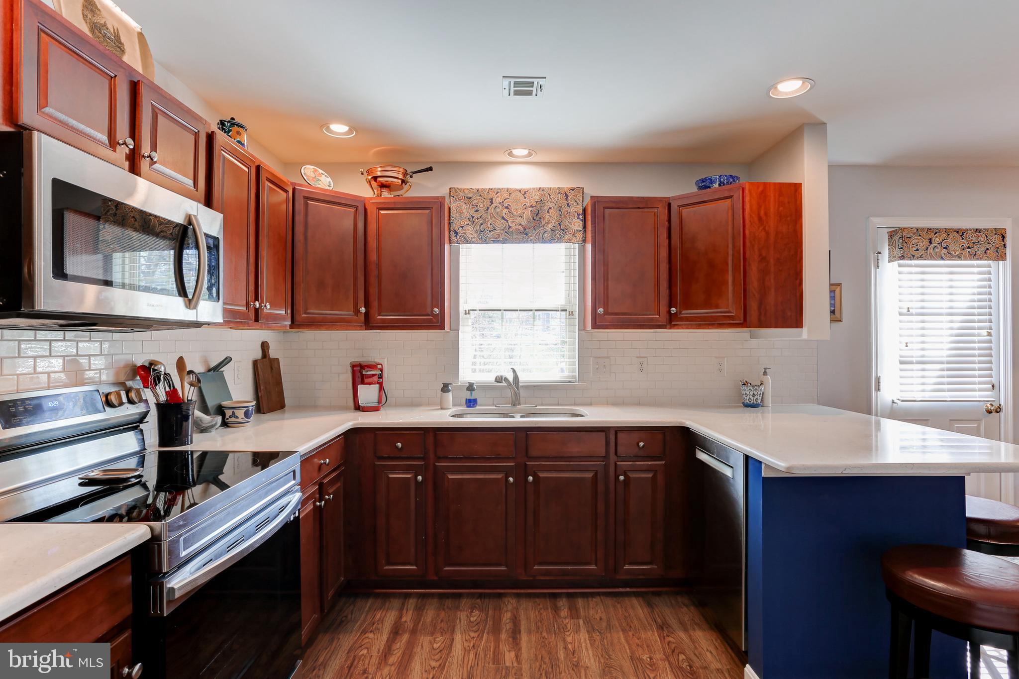 MELBOURNE PLACE - Residential