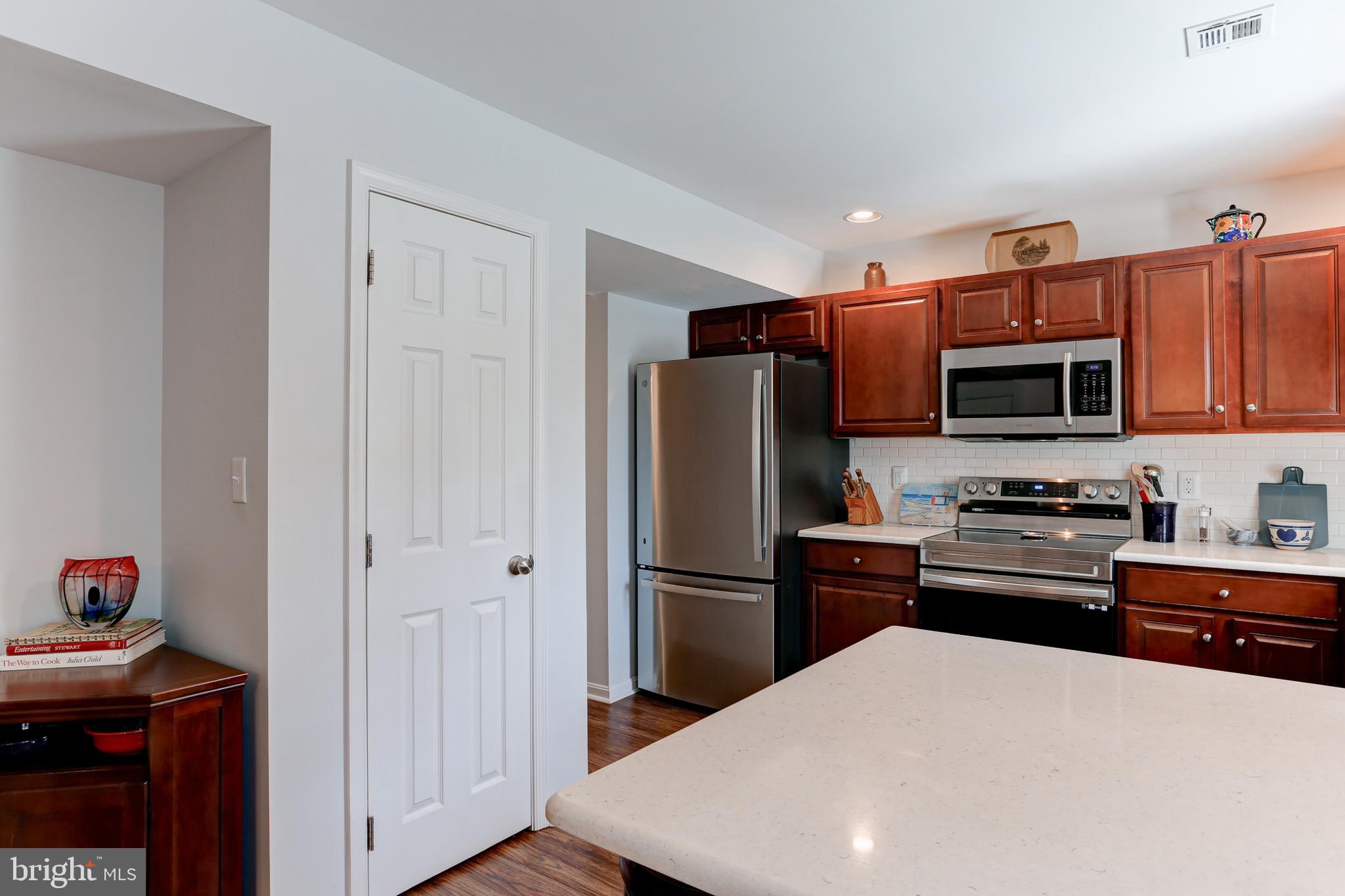 MELBOURNE PLACE - Residential