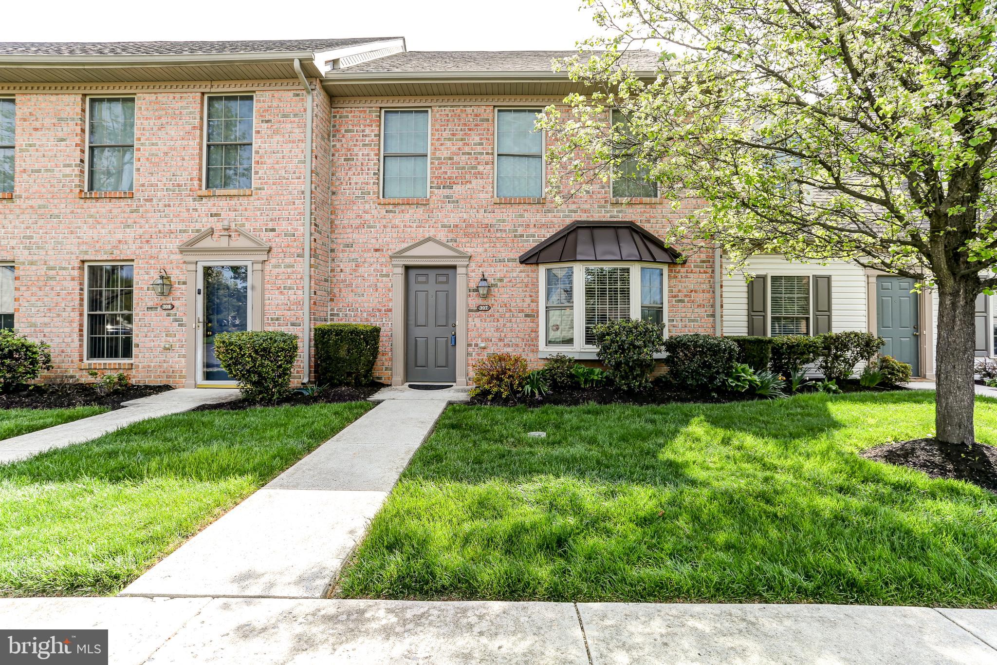 MELBOURNE PLACE - Residential