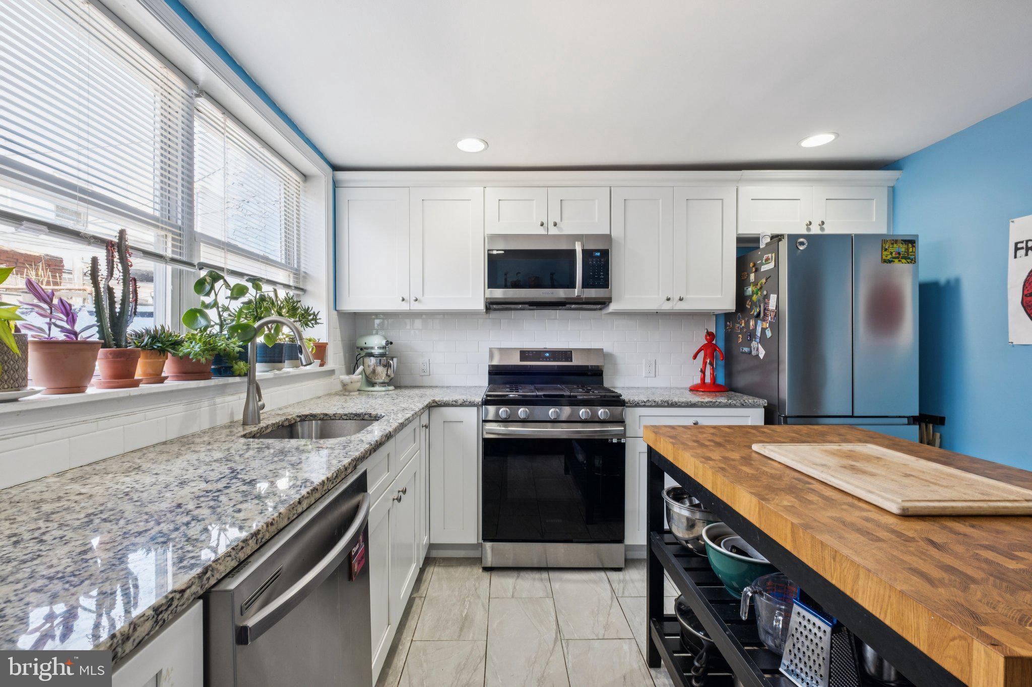 LOWER MOYAMENSING - Residential
