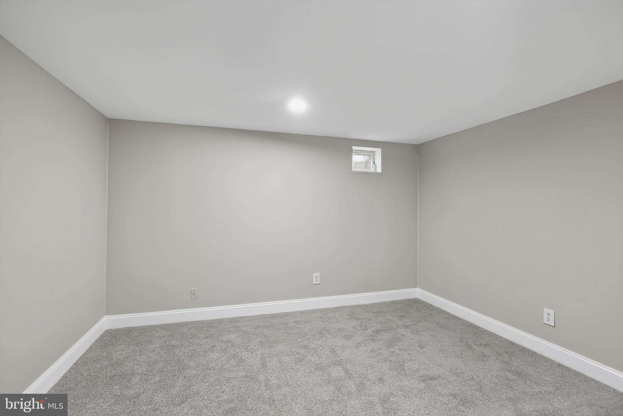 SYLVAN VIEW ON MAGOTHY - Residential