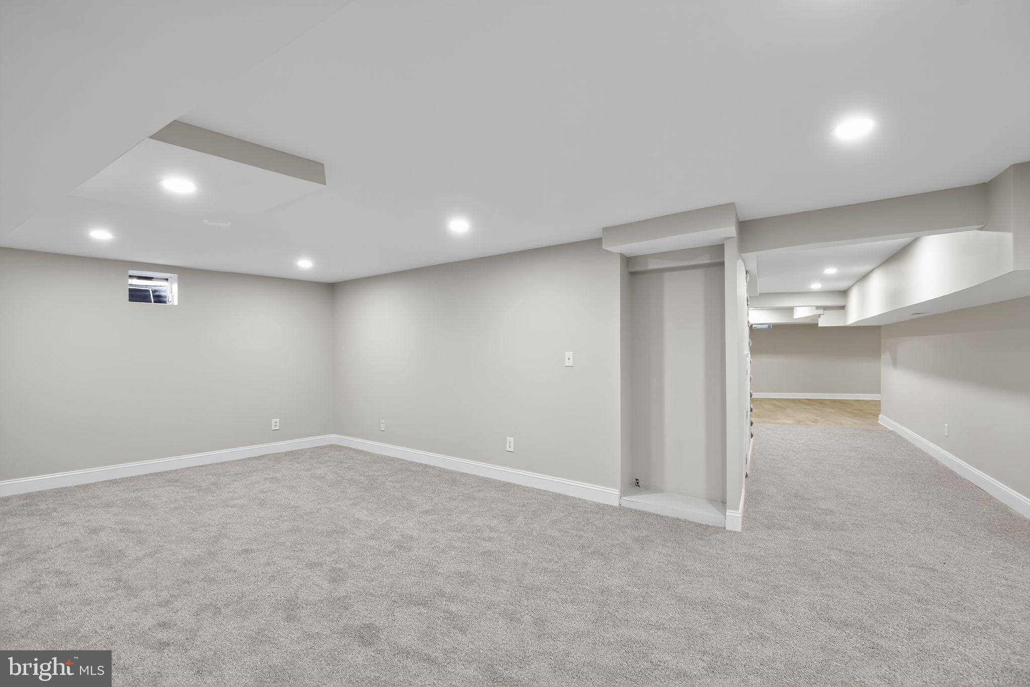 SYLVAN VIEW ON MAGOTHY - Residential