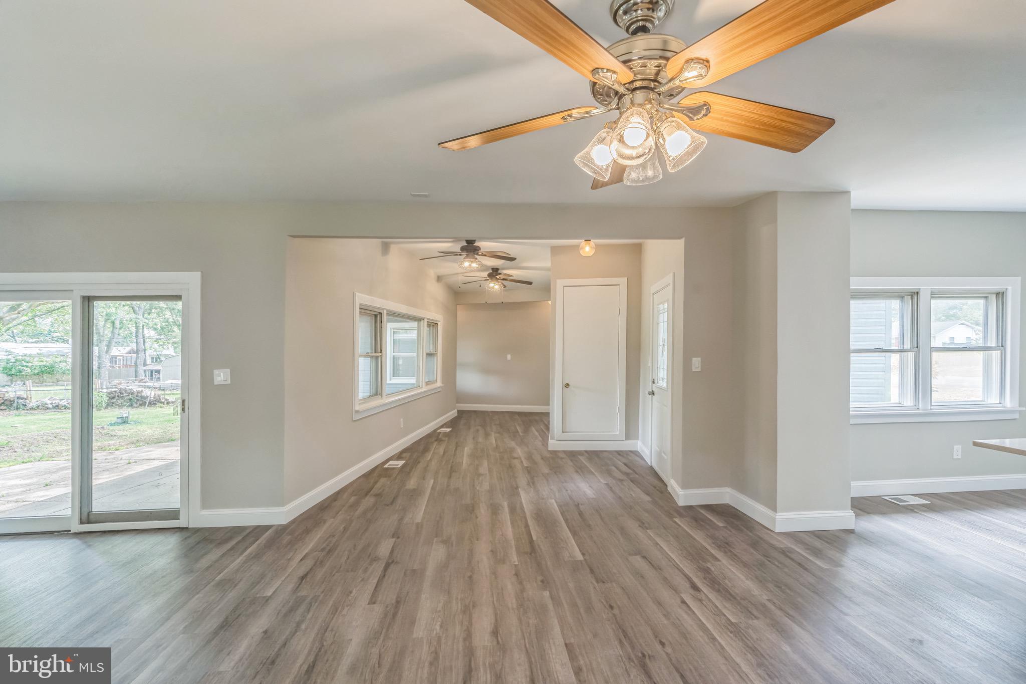 SYLVAN VIEW ON MAGOTHY - Residential