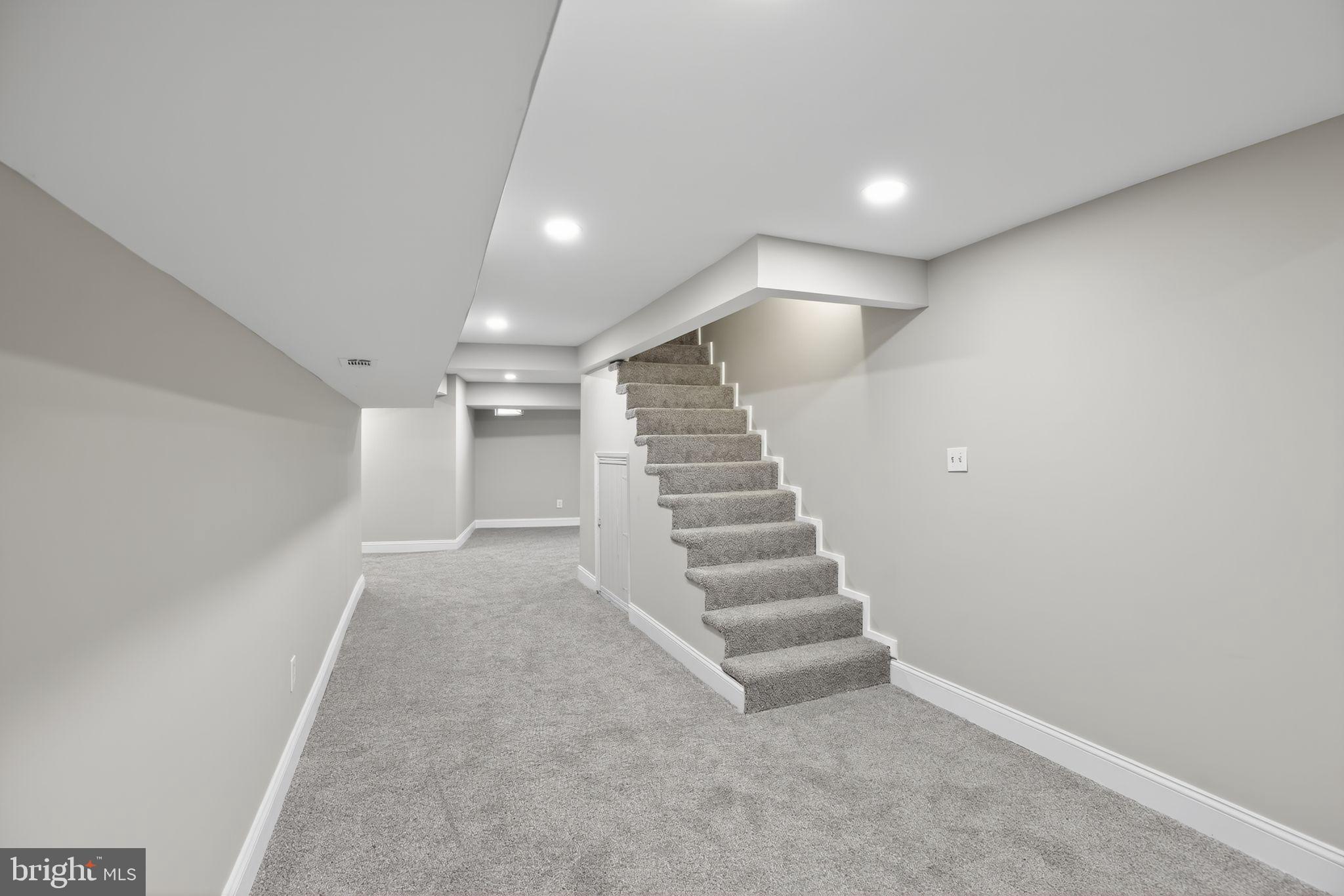 SYLVAN VIEW ON MAGOTHY - Residential