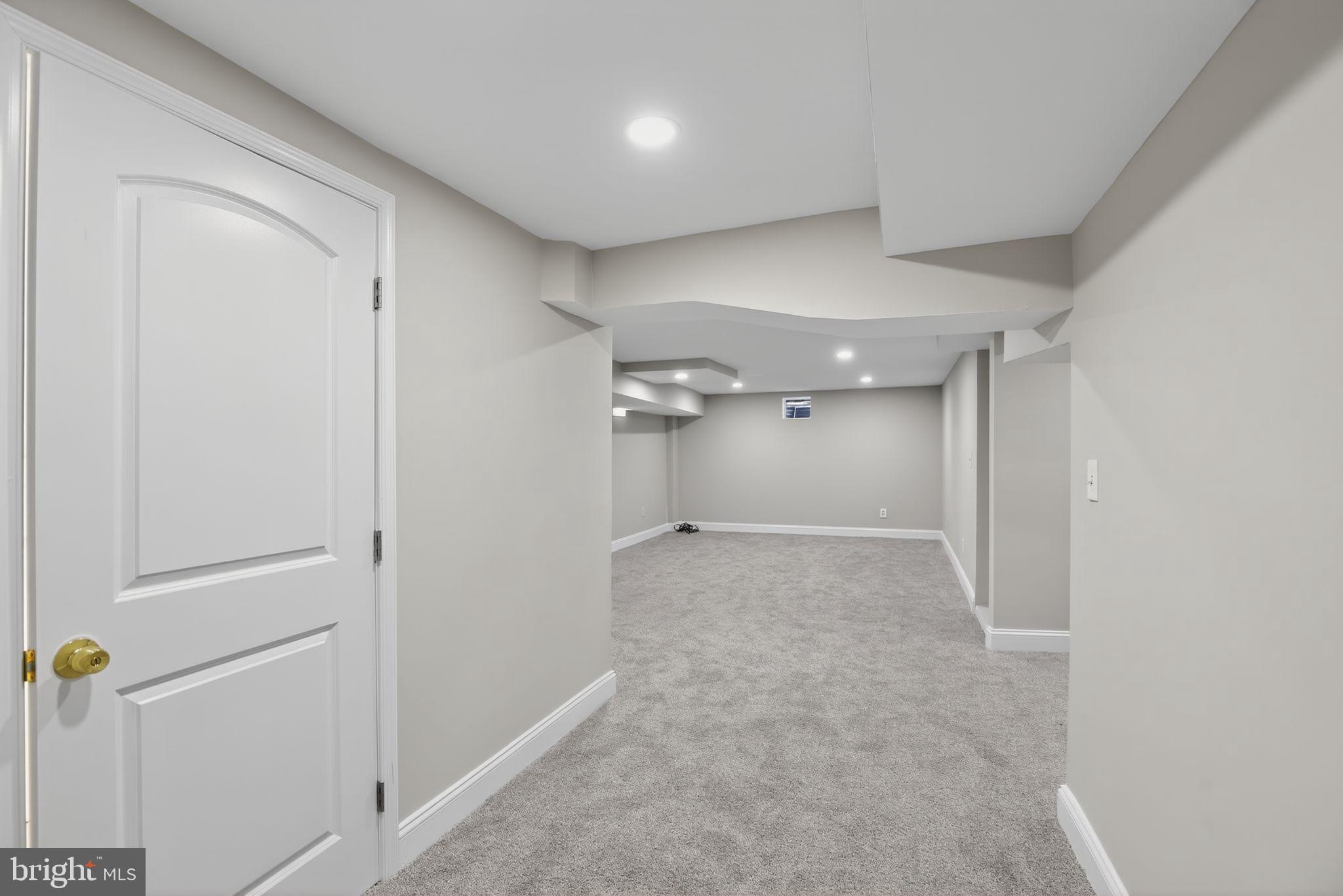 SYLVAN VIEW ON MAGOTHY - Residential