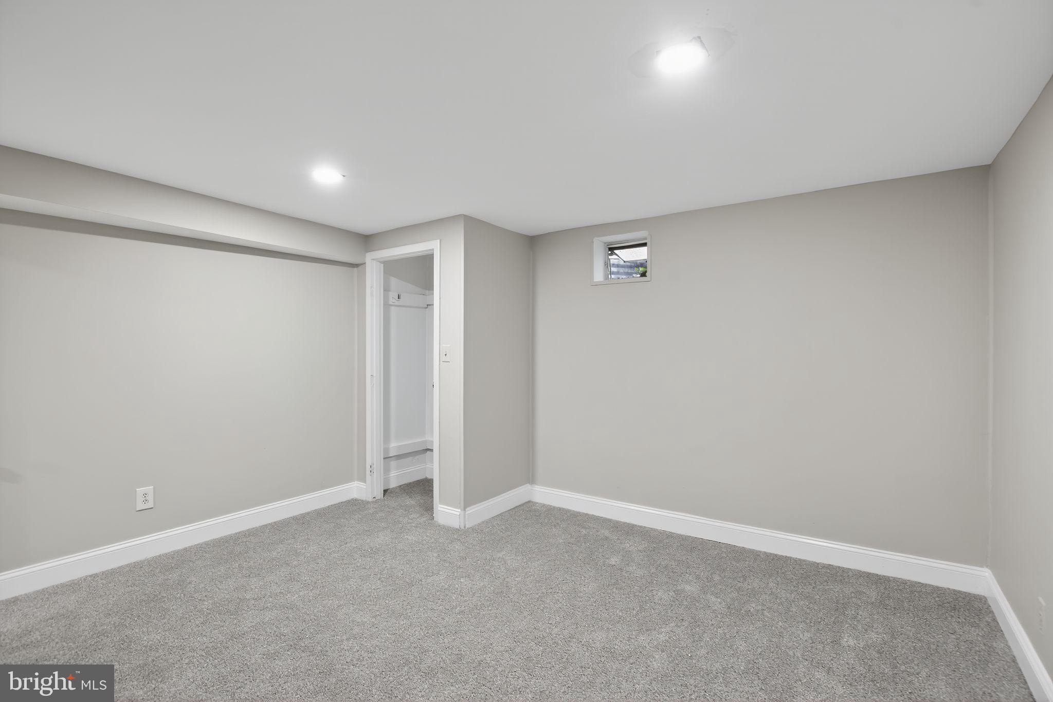 SYLVAN VIEW ON MAGOTHY - Residential