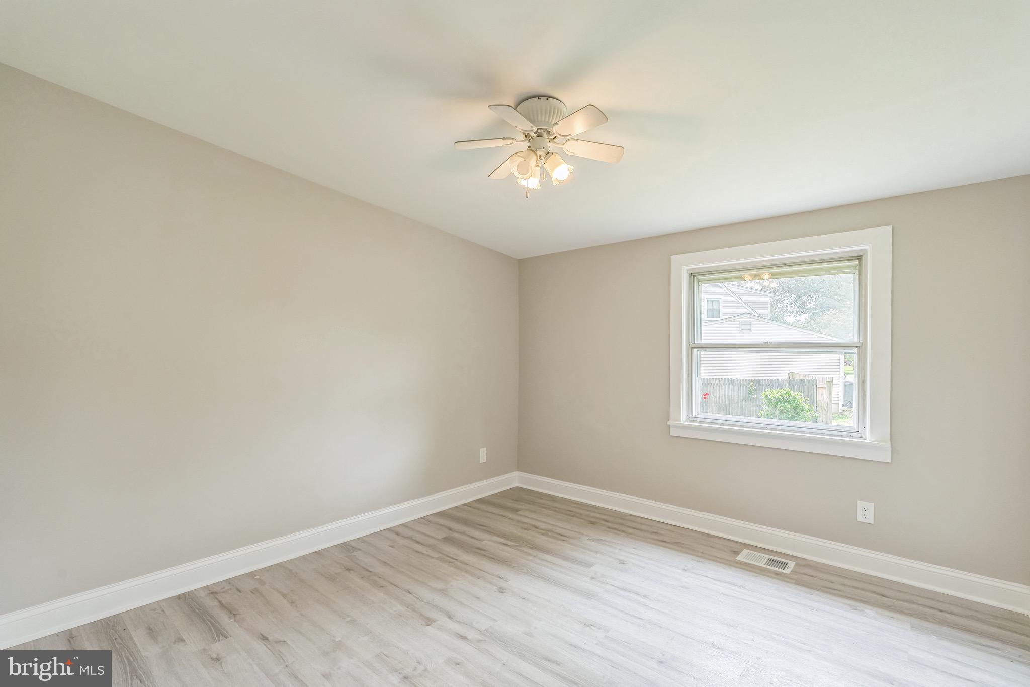 SYLVAN VIEW ON MAGOTHY - Residential