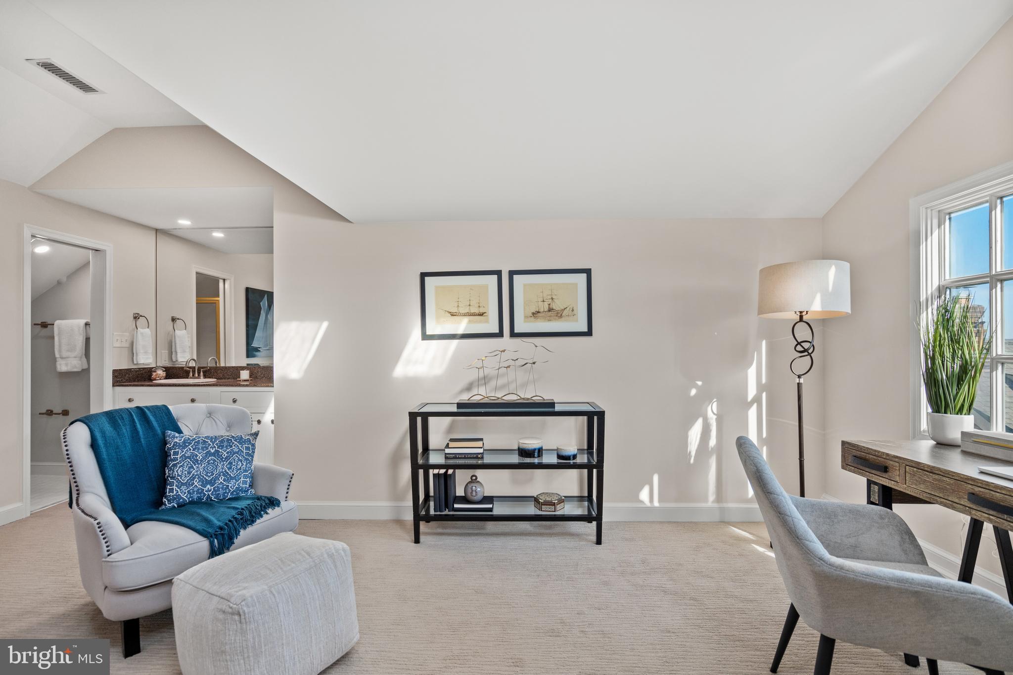 OLD TOWN ALEXANDRIA - Residential