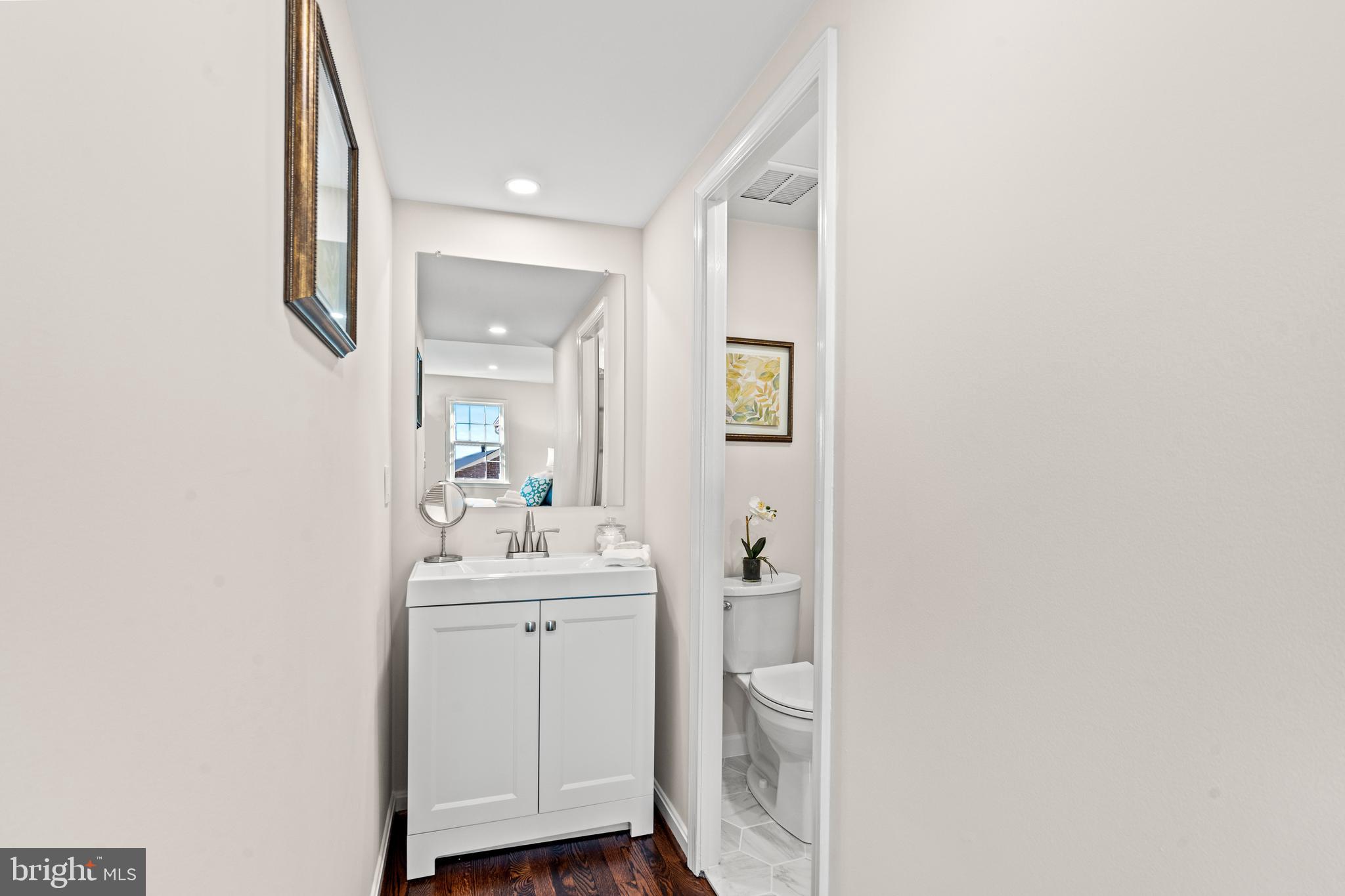 OLD TOWN ALEXANDRIA - Residential