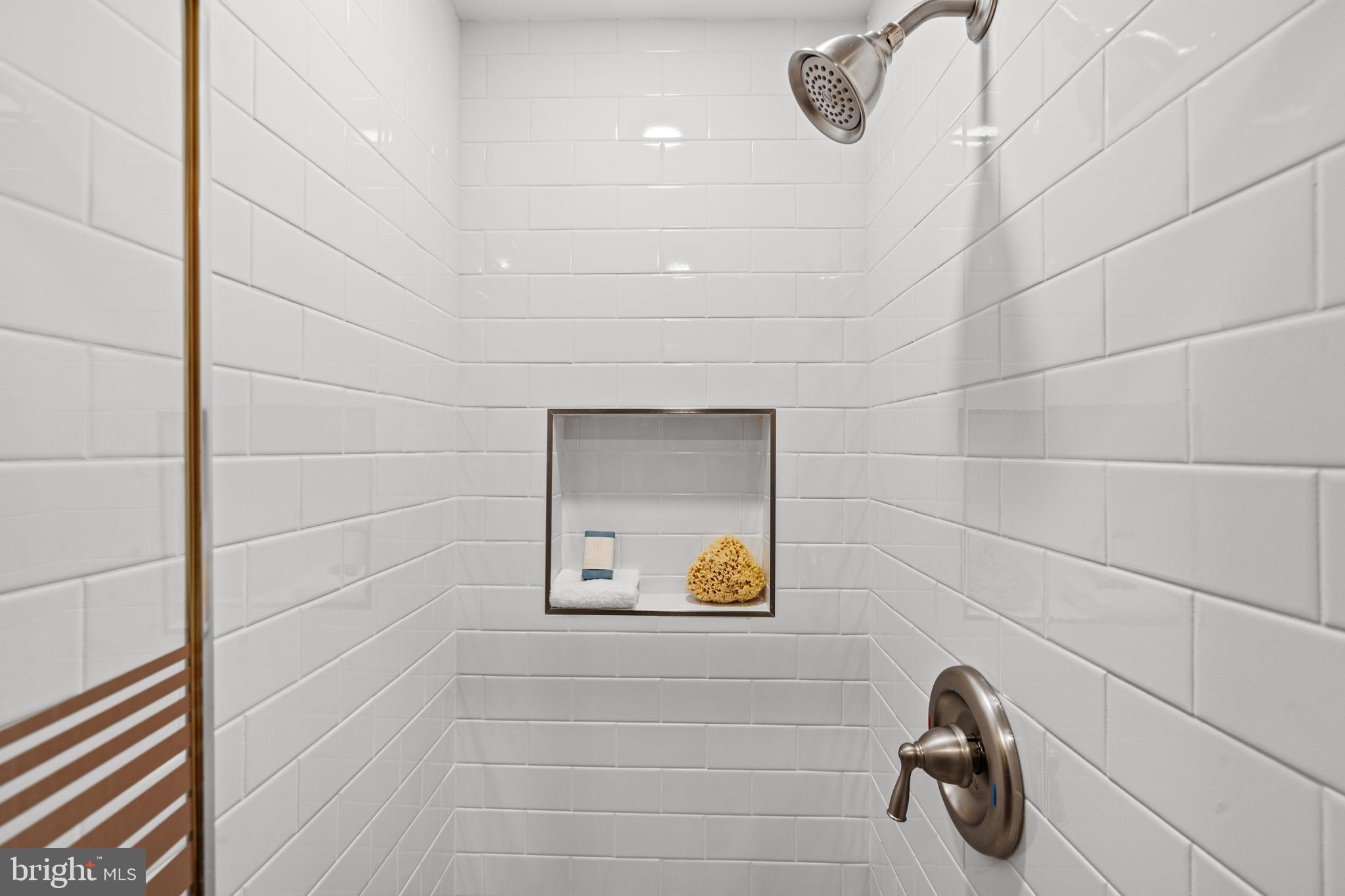 OLD TOWN ALEXANDRIA - Residential