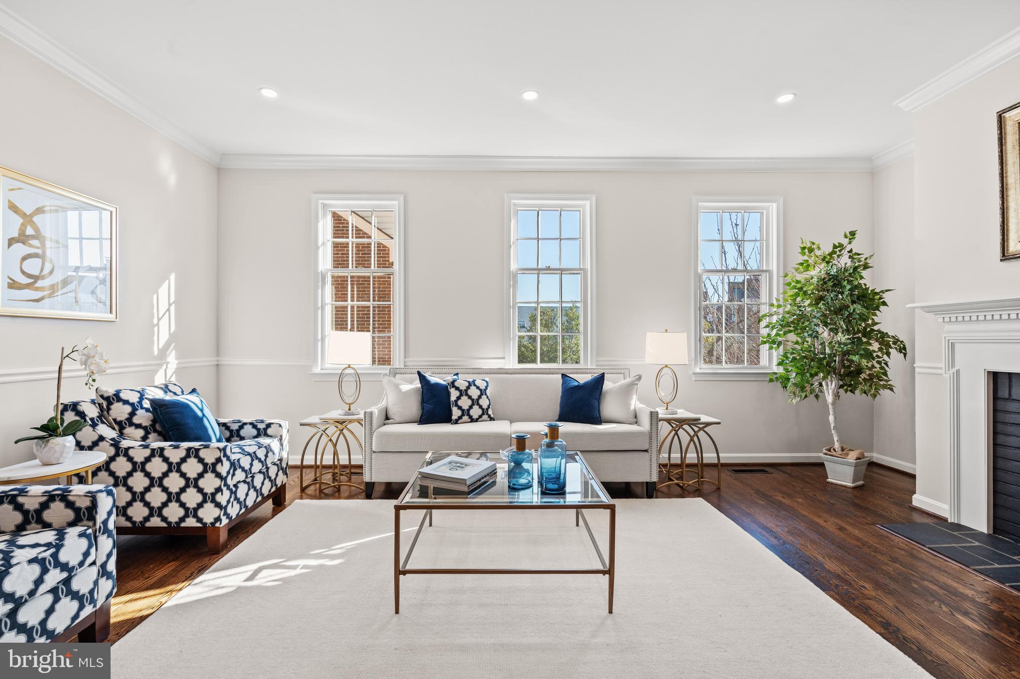 OLD TOWN ALEXANDRIA - Residential