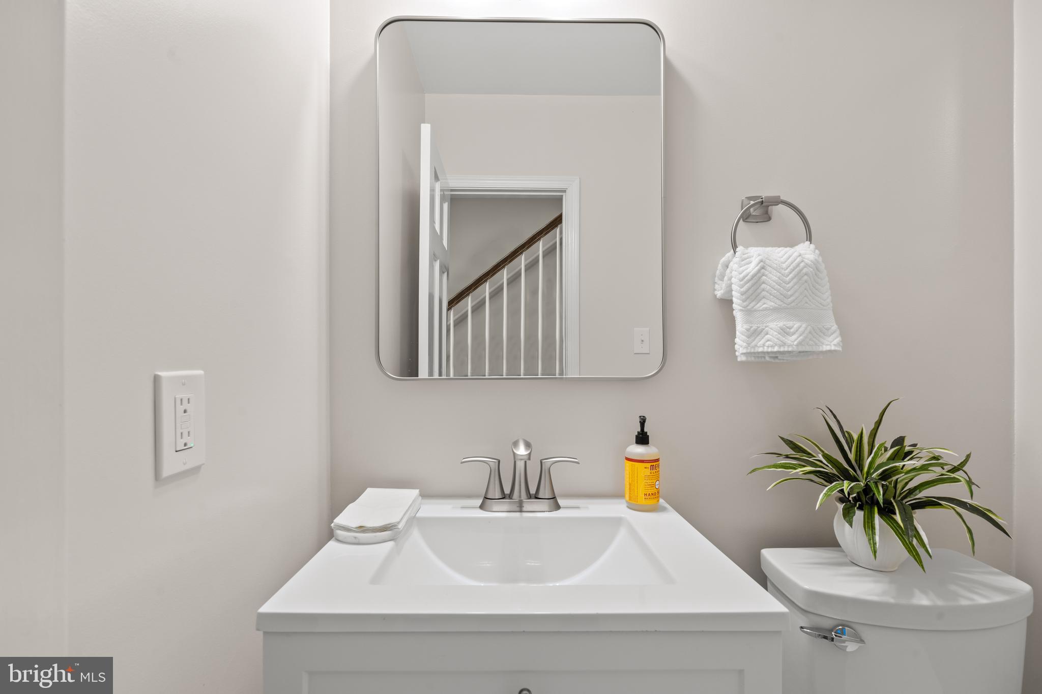 OLD TOWN ALEXANDRIA - Residential