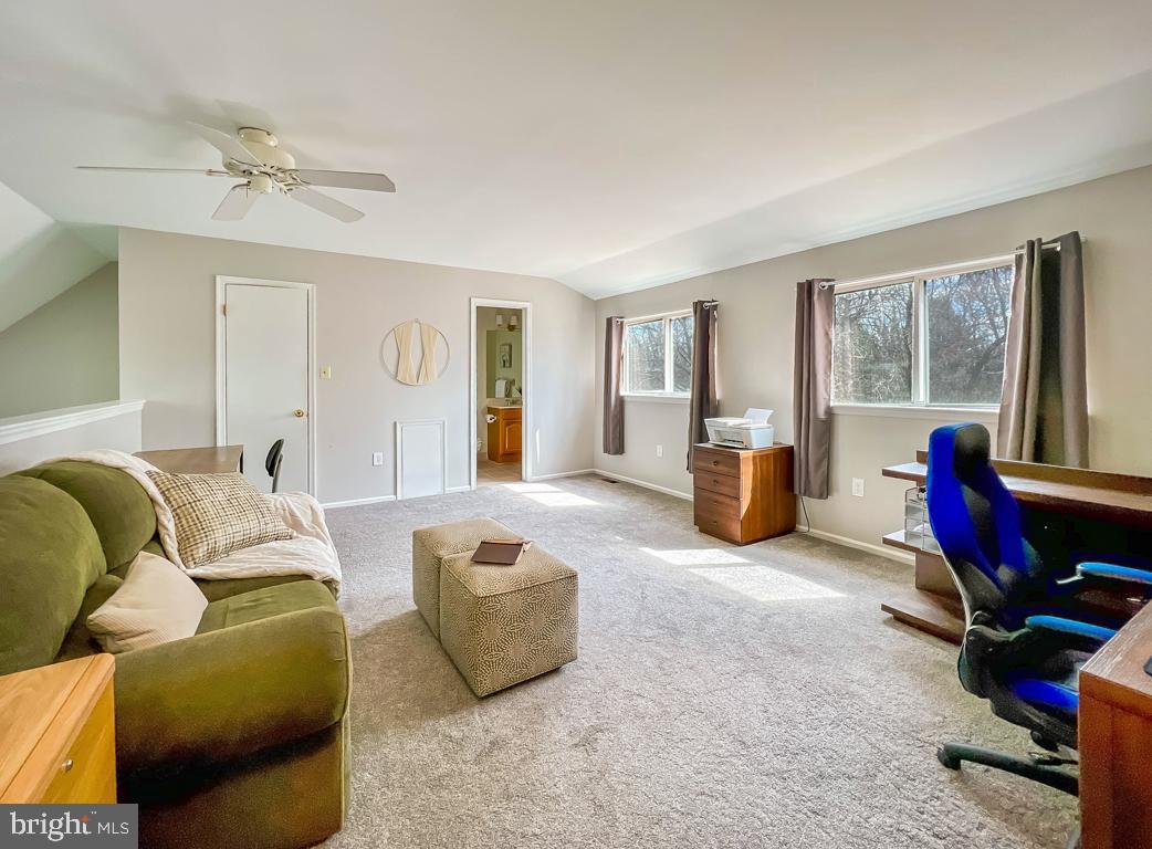 VILLAS OF MIDDLETO - Residential