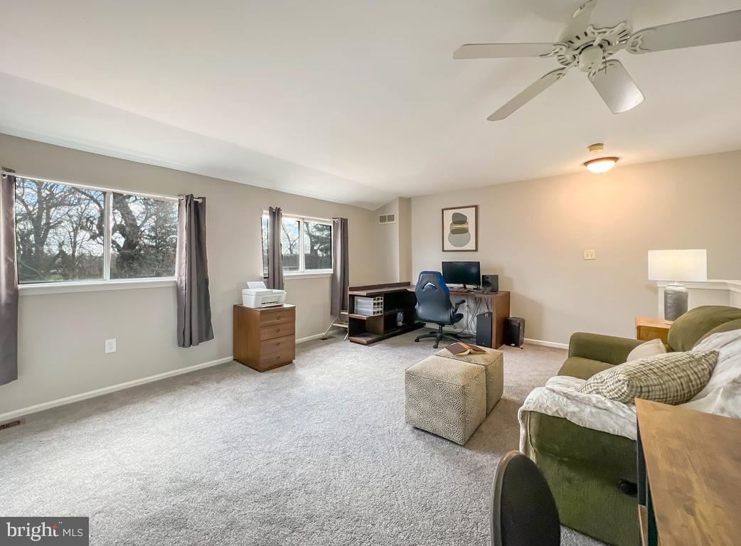 VILLAS OF MIDDLETO - Residential