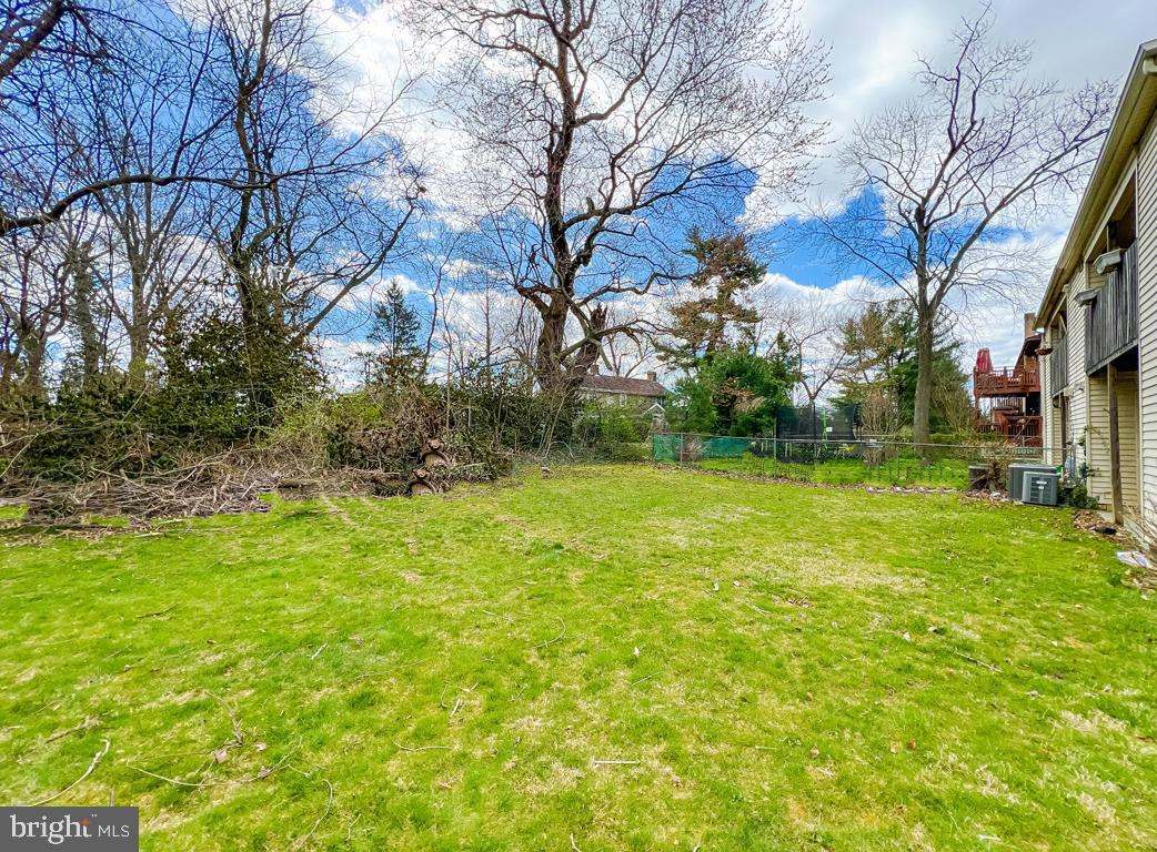 VILLAS OF MIDDLETO - Residential