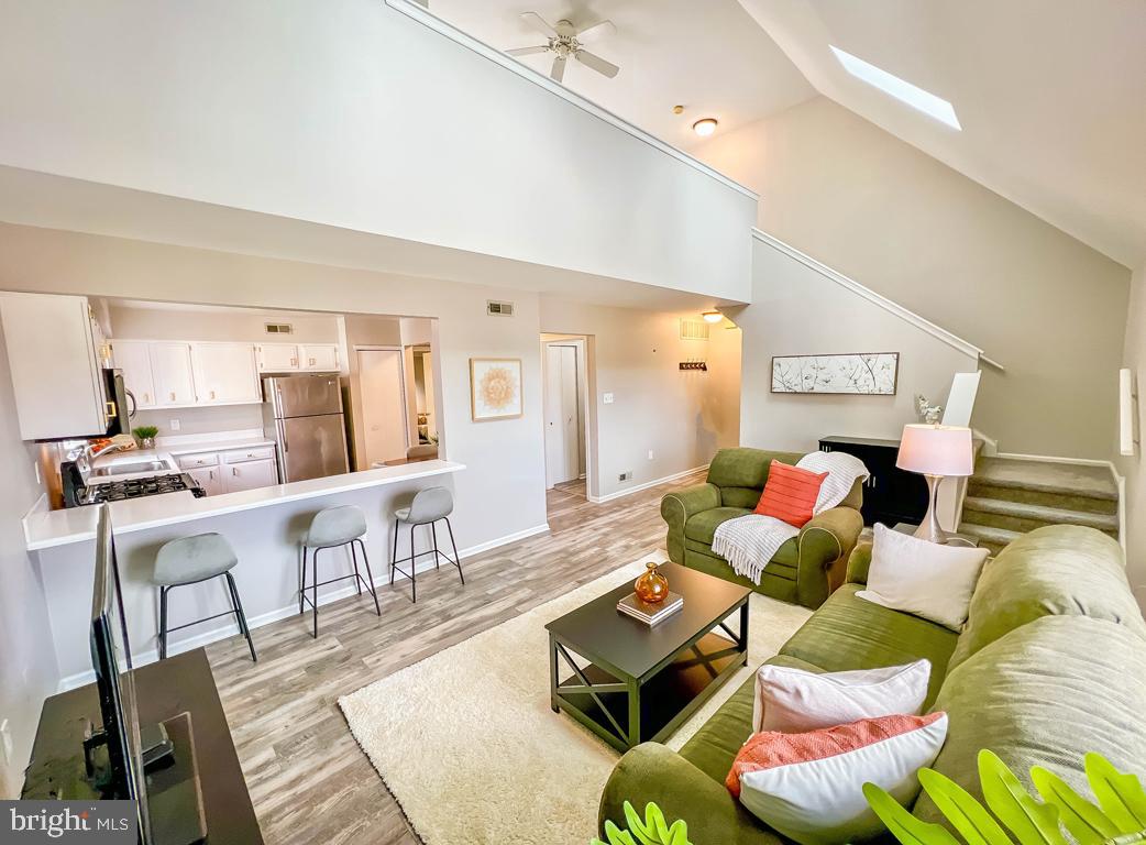 VILLAS OF MIDDLETO - Residential