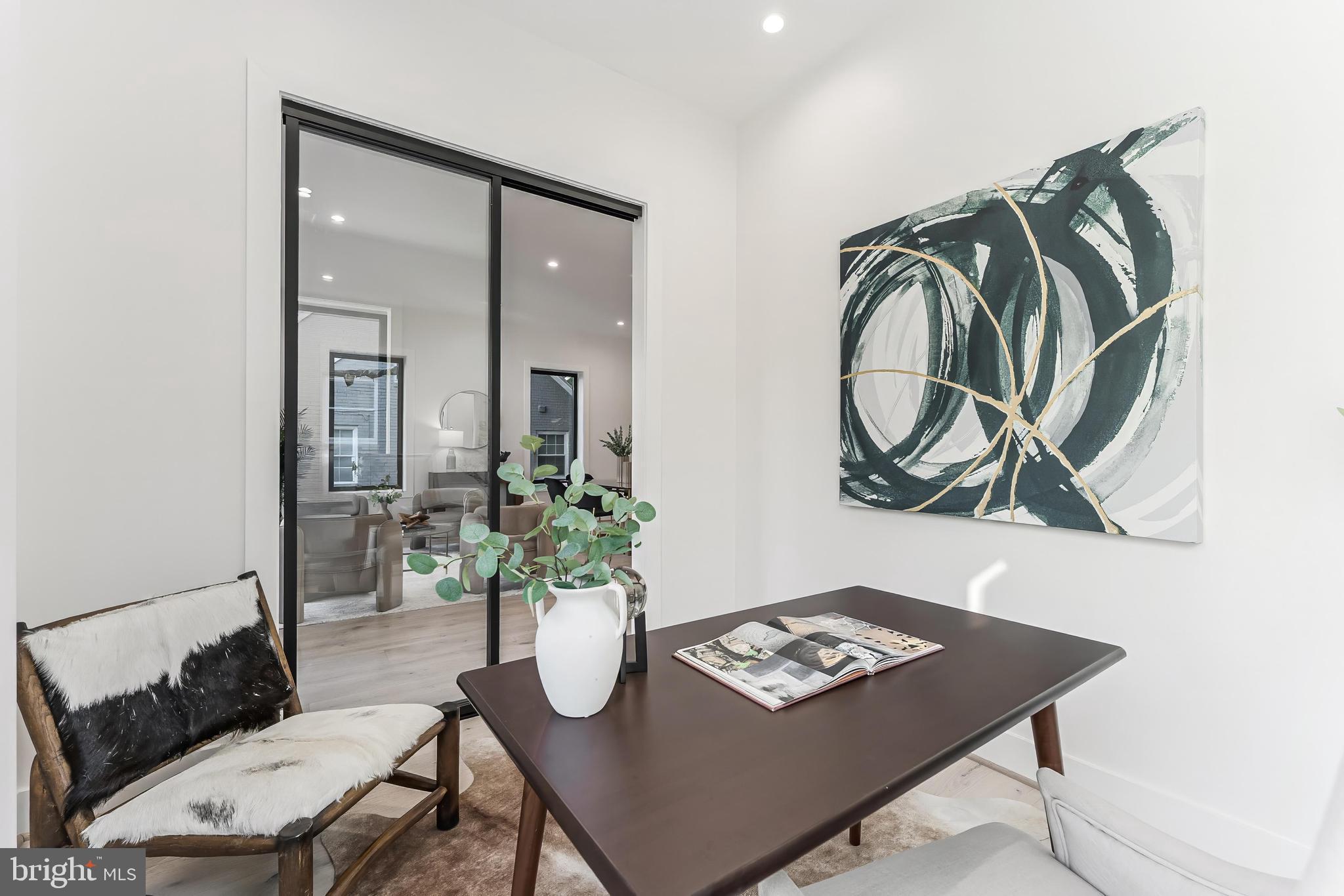 SUMMIT VEITCH - Residential