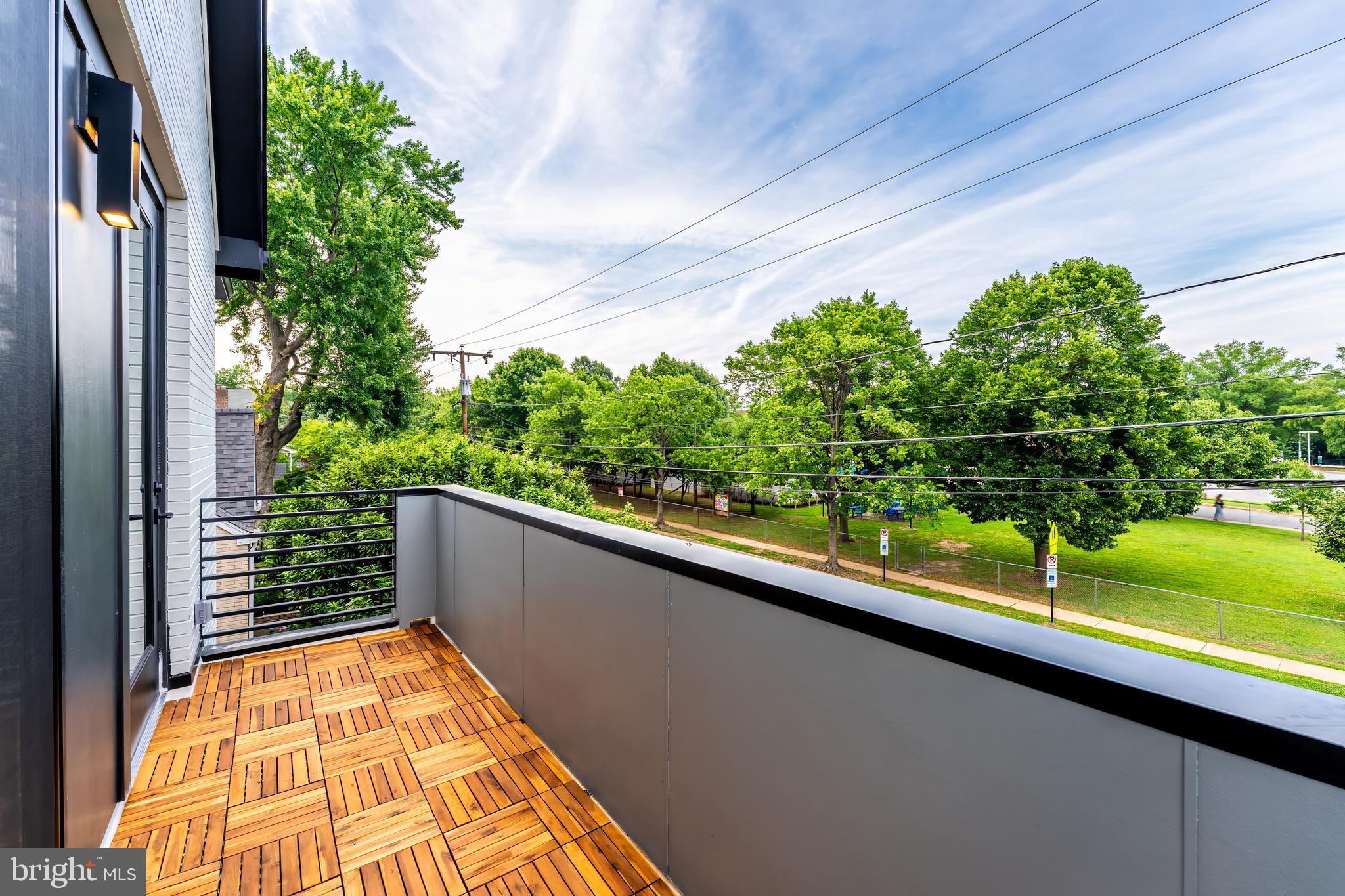 SUMMIT VEITCH - Residential