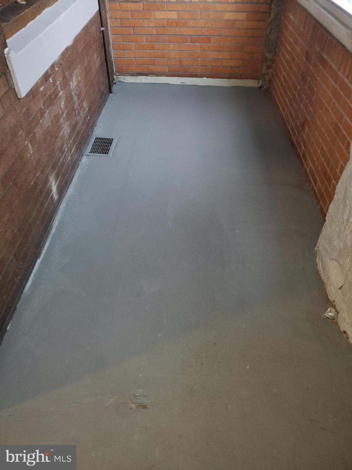 KENSINGTON - Residential Lease